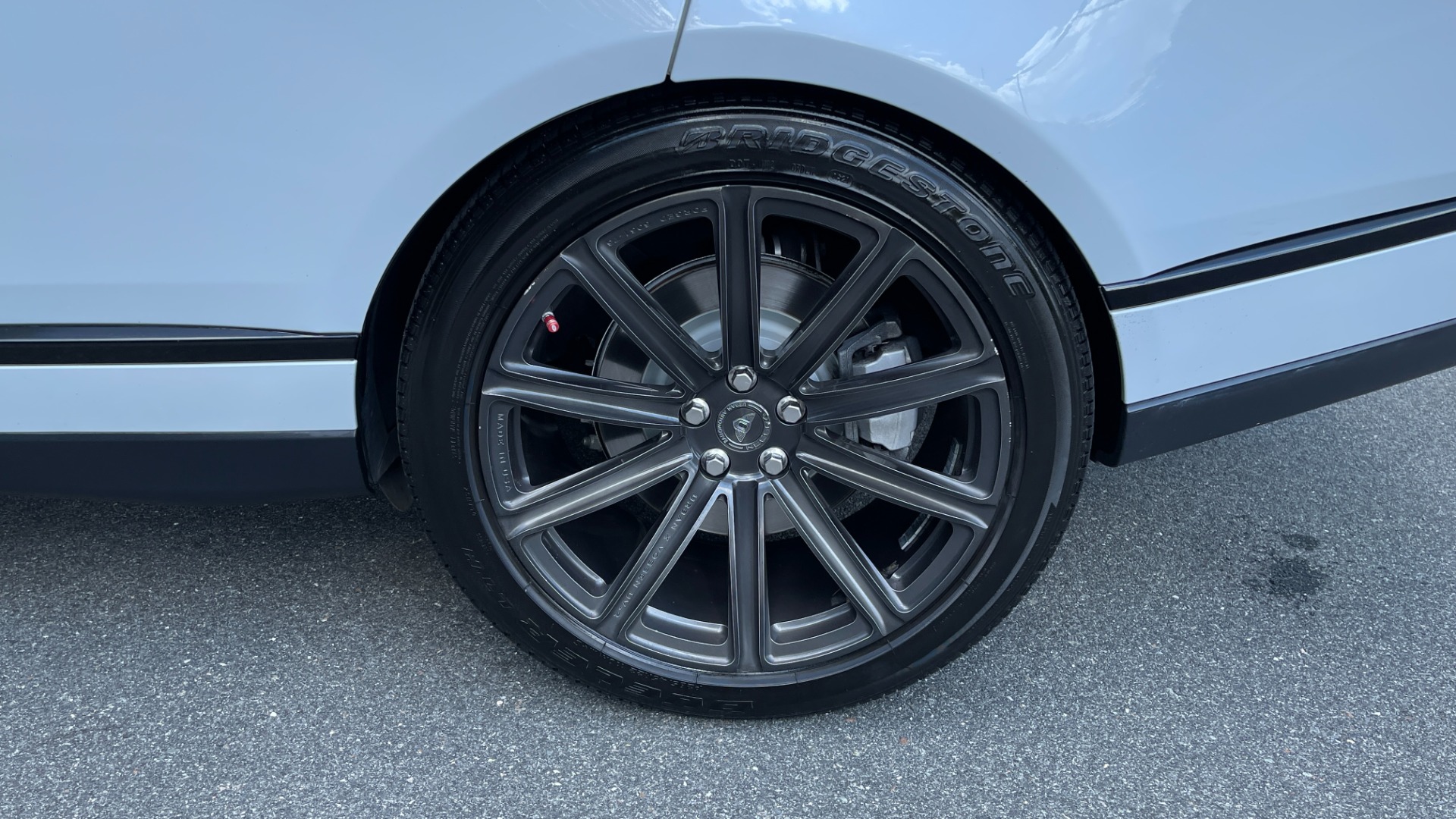 Used 2016 Land Rover Range Rover SUPERCHARGED / VOSSEN WHEELS / ADAPTIVE CRUISE / MERIDIAN SOUND / VISION AS for sale $49,995 at Formula Imports in Charlotte NC 28227 61