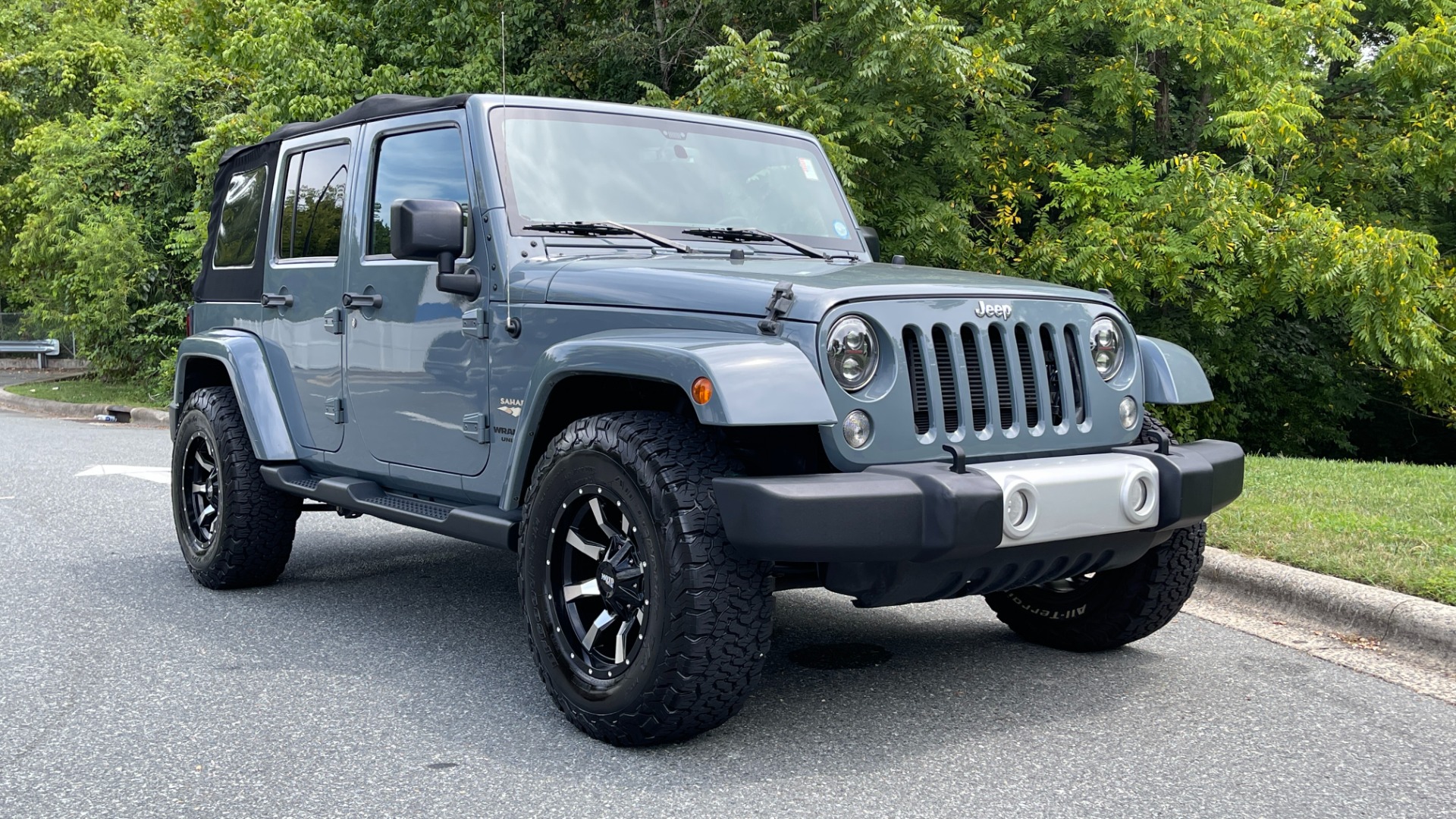 Used 2015 Jeep Wrangler Unlimited SAHARA / UPGRADED WHEELS / SOFT TOP / LED HEADLIGHTS / MAX TOW PACKAGE for sale Sold at Formula Imports in Charlotte NC 28227 2