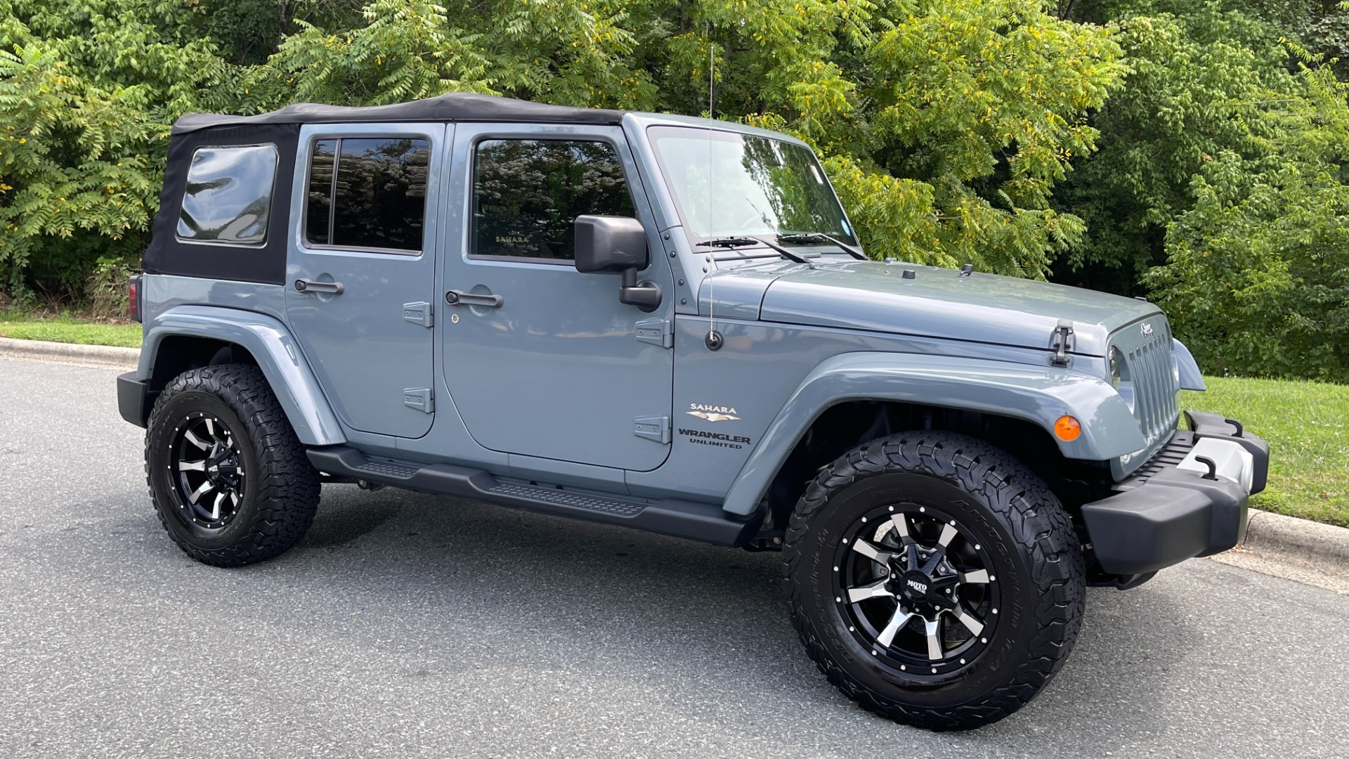 Used 2015 Jeep Wrangler Unlimited SAHARA / UPGRADED WHEELS / SOFT TOP / LED HEADLIGHTS / MAX TOW PACKAGE for sale Sold at Formula Imports in Charlotte NC 28227 3