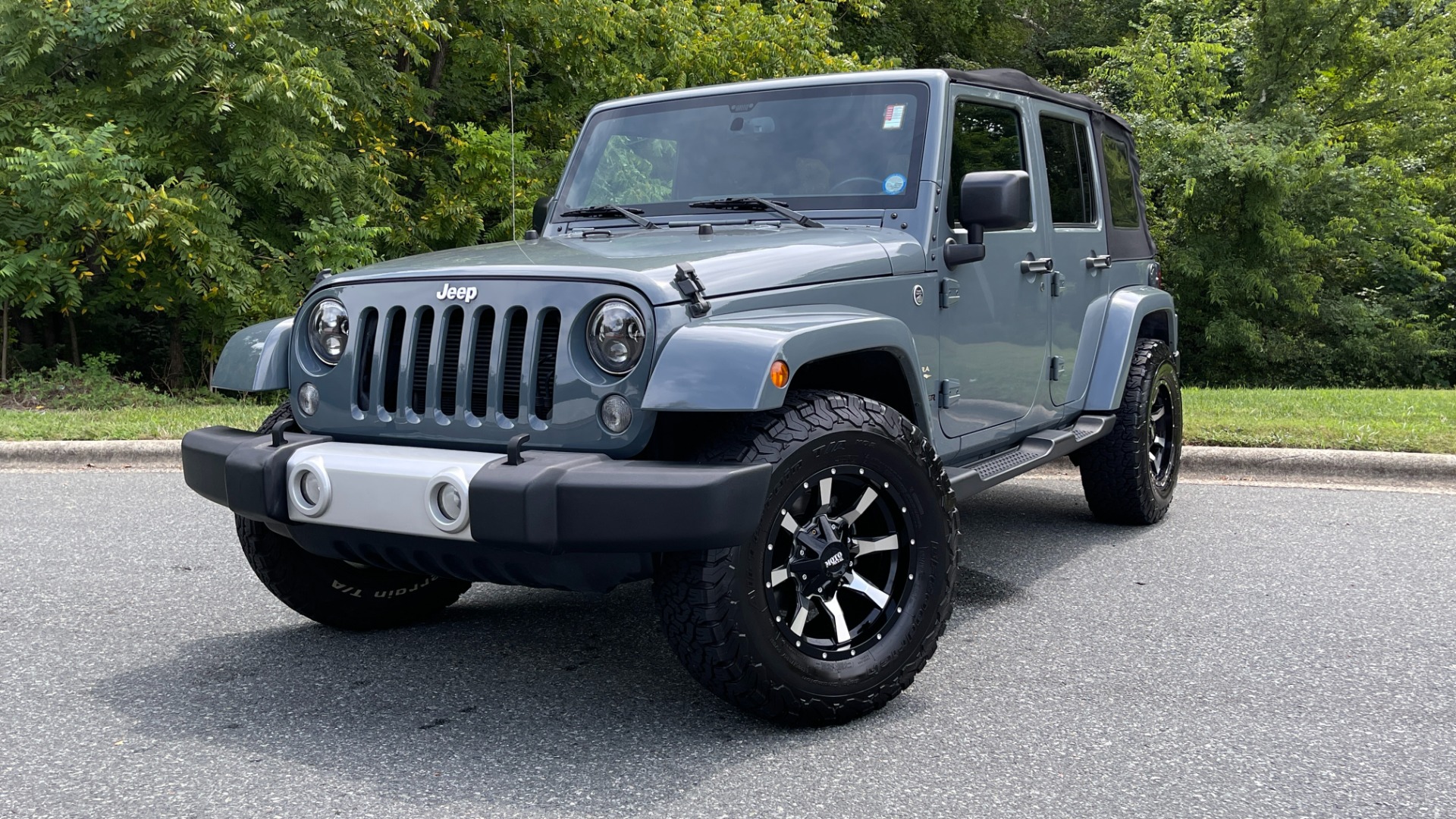 Used 2015 Jeep Wrangler Unlimited SAHARA / UPGRADED WHEELS / SOFT TOP / LED HEADLIGHTS / MAX TOW PACKAGE for sale Sold at Formula Imports in Charlotte NC 28227 48