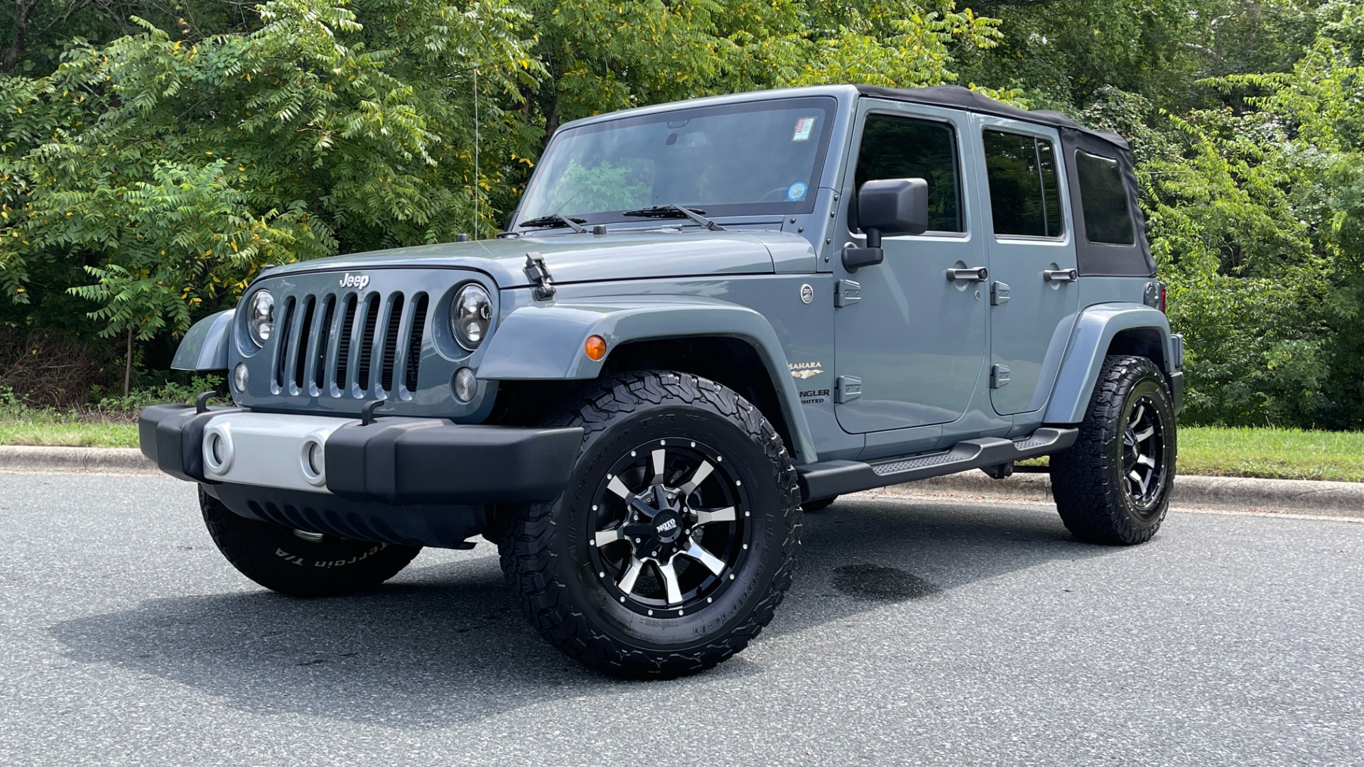 Used 2015 Jeep Wrangler Unlimited SAHARA / UPGRADED WHEELS / SOFT TOP / LED HEADLIGHTS / MAX TOW PACKAGE for sale Sold at Formula Imports in Charlotte NC 28227 49