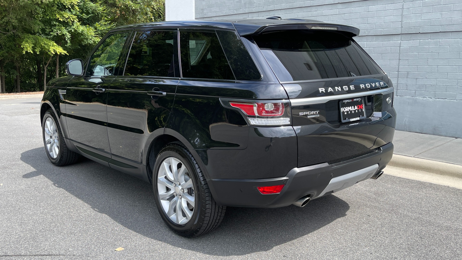Used 2015 Land Rover Range Rover Sport HSE / SUPERCHARGED / MERIDIAN SOUND / DRIVER ASSISTANCE / PANORAMIC ROOF / for sale Sold at Formula Imports in Charlotte NC 28227 6