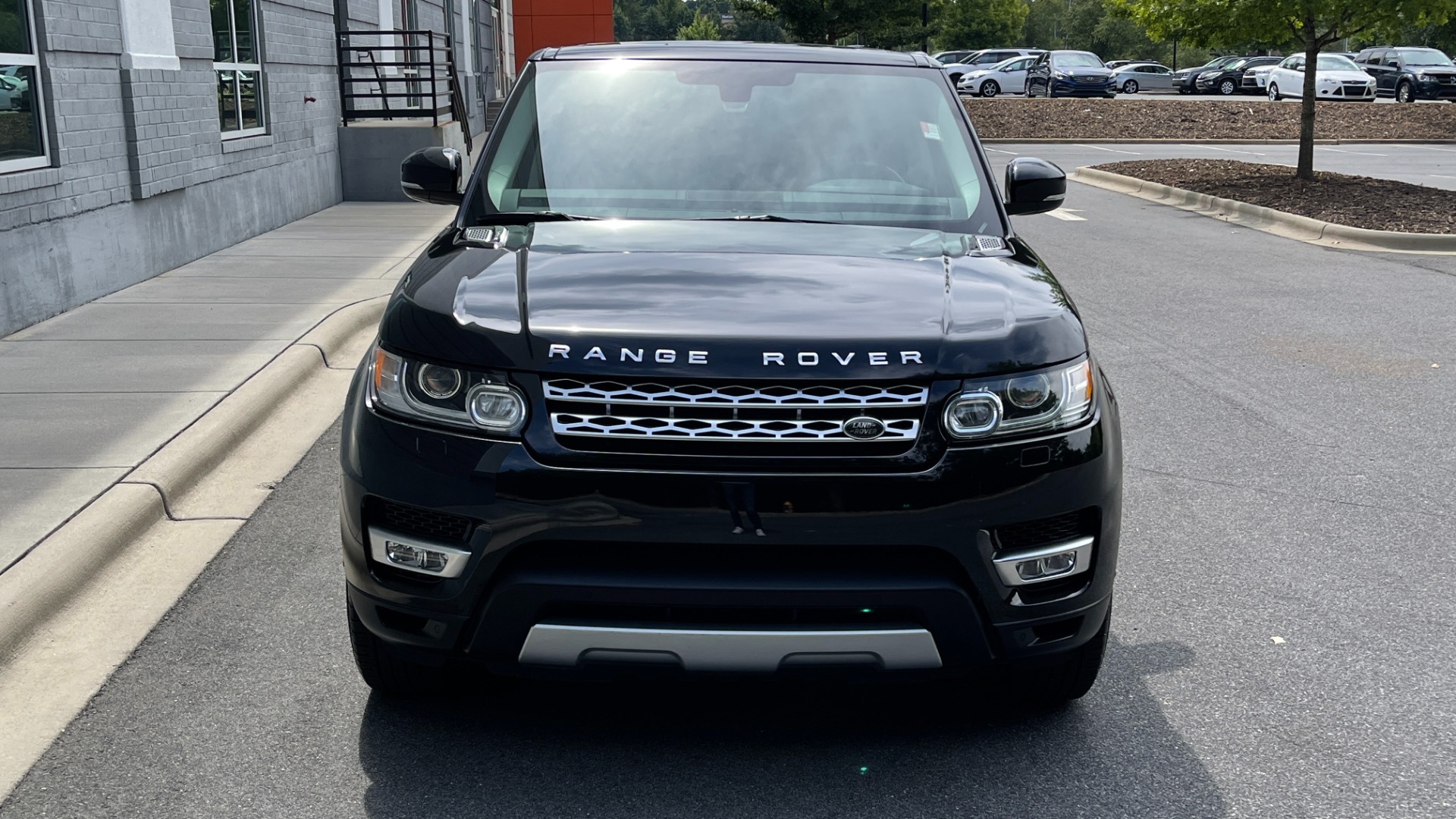 Used 2015 Land Rover Range Rover Sport HSE / SUPERCHARGED / MERIDIAN SOUND / DRIVER ASSISTANCE / PANORAMIC ROOF / for sale Sold at Formula Imports in Charlotte NC 28227 7