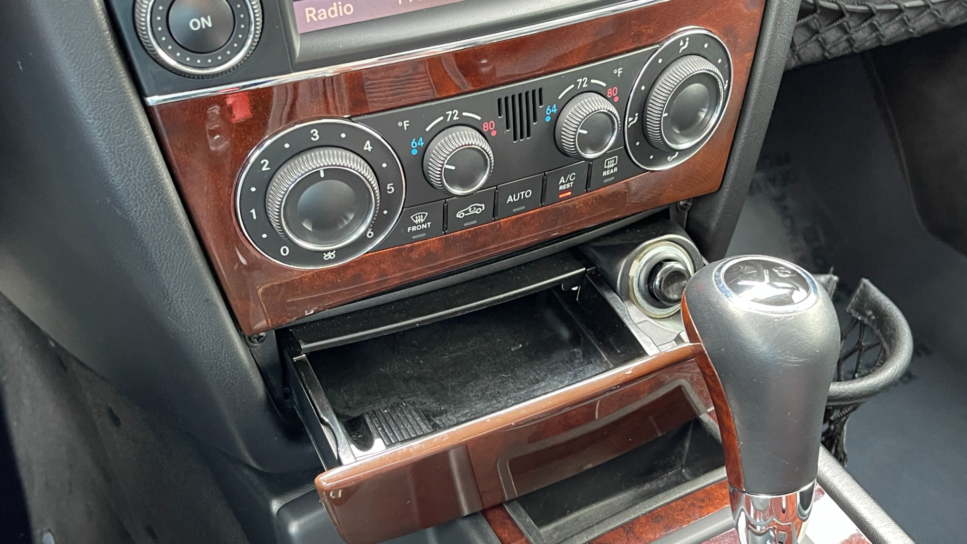 Used 2009 Mercedes-Benz G-Class 5.5L / G550 / NAV / REARVIEW / COOLED SEATS / HEATED SEATS / SUNROOF for sale $52,995 at Formula Imports in Charlotte NC 28227 19