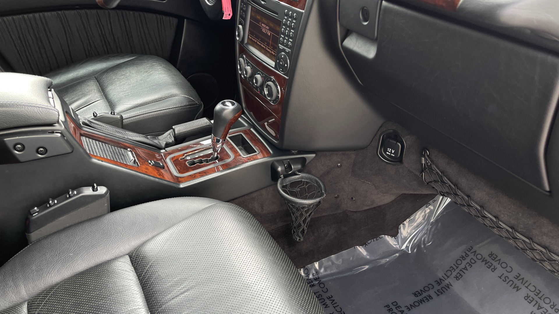 Used 2009 Mercedes-Benz G-Class 5.5L / G550 / NAV / REARVIEW / COOLED SEATS / HEATED SEATS / SUNROOF for sale $52,995 at Formula Imports in Charlotte NC 28227 46
