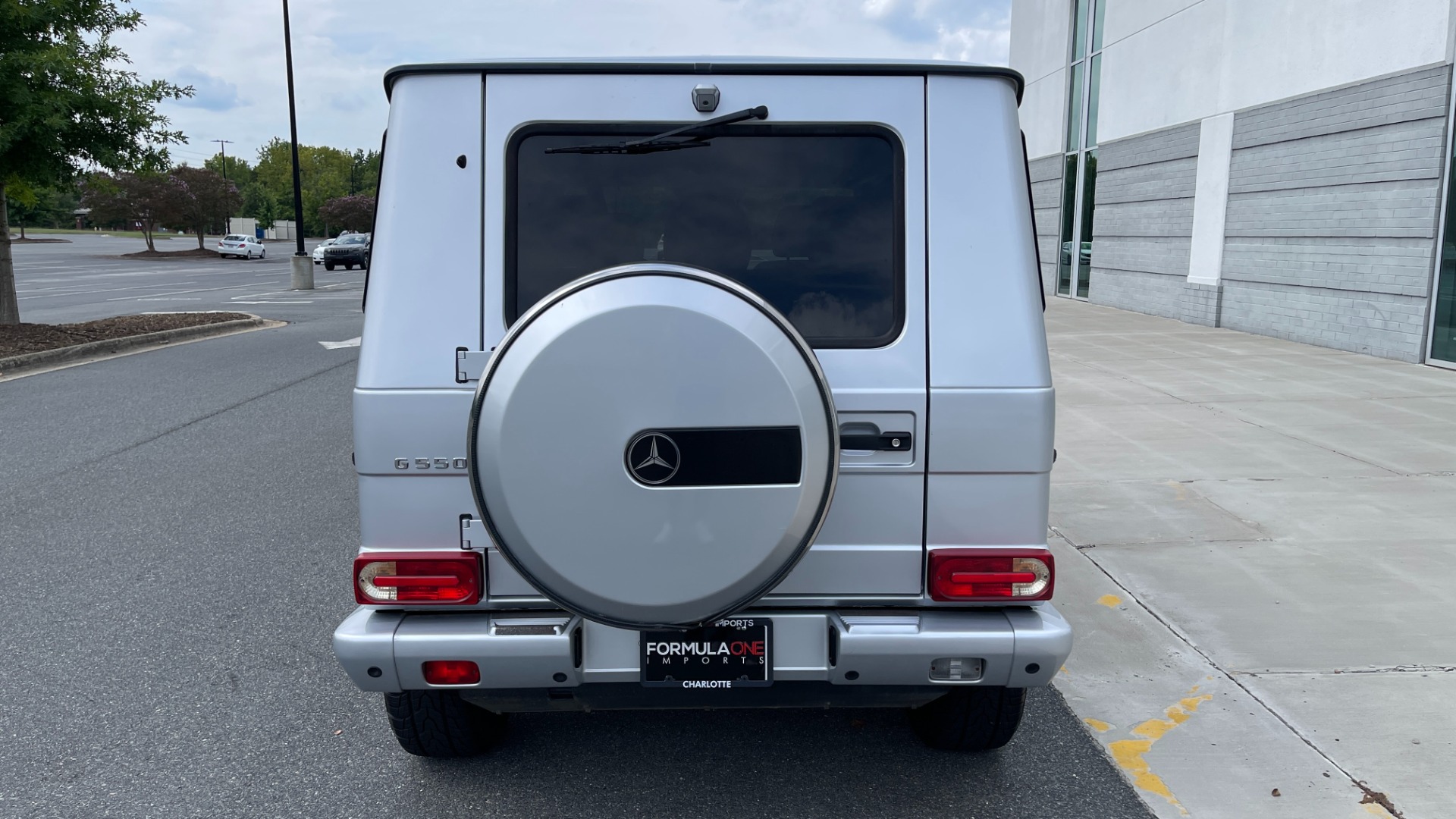 Used 2009 Mercedes-Benz G-Class 5.5L / G550 / NAV / REARVIEW / COOLED SEATS / HEATED SEATS / SUNROOF for sale $52,995 at Formula Imports in Charlotte NC 28227 7