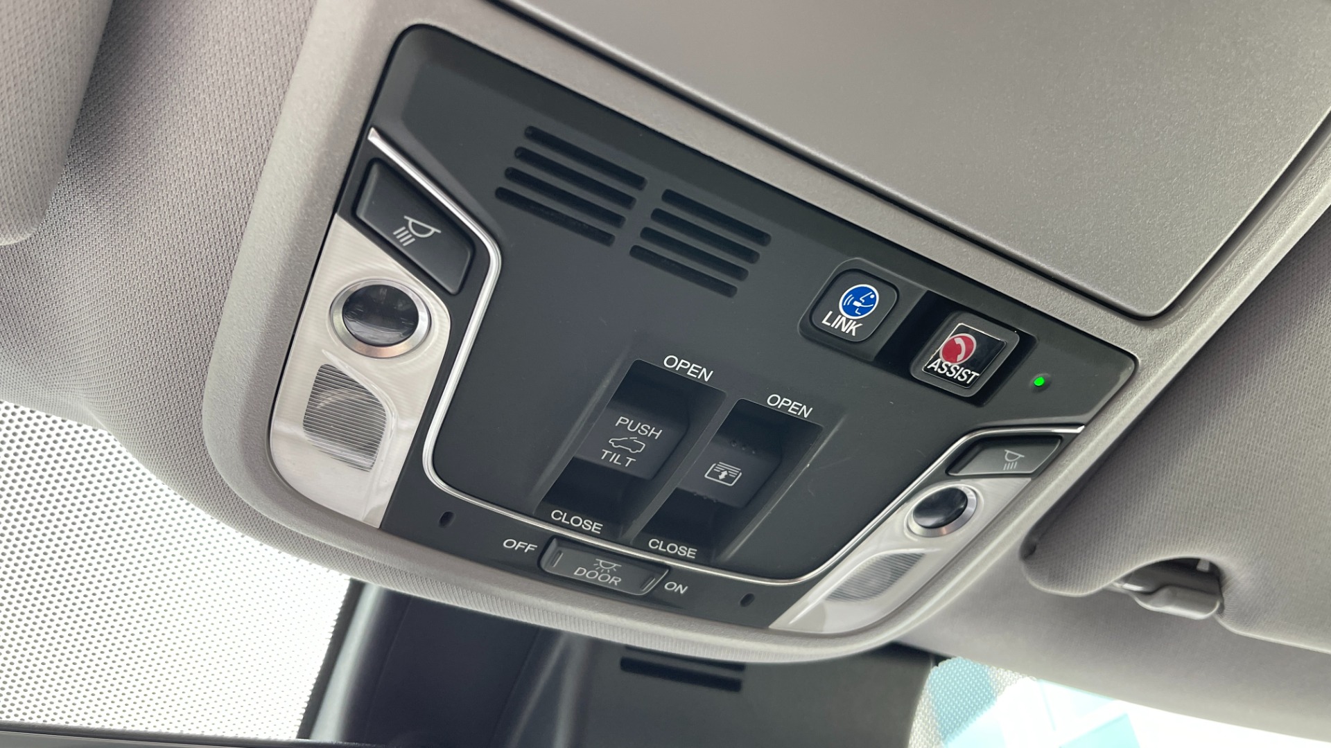 Used 2021 Honda Pilot ELITE / DVD SYSTEM / 3RD ROW / CAPTAINS CHAIRS / LEATHER for sale $42,995 at Formula Imports in Charlotte NC 28227 42
