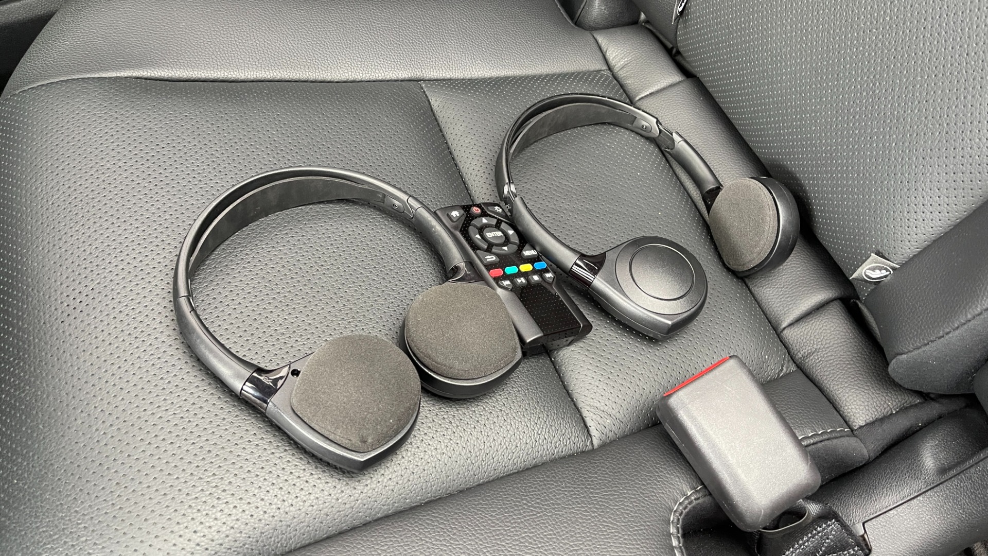 Used 2021 Honda Pilot ELITE / DVD SYSTEM / 3RD ROW / CAPTAINS CHAIRS / LEATHER for sale $42,995 at Formula Imports in Charlotte NC 28227 49