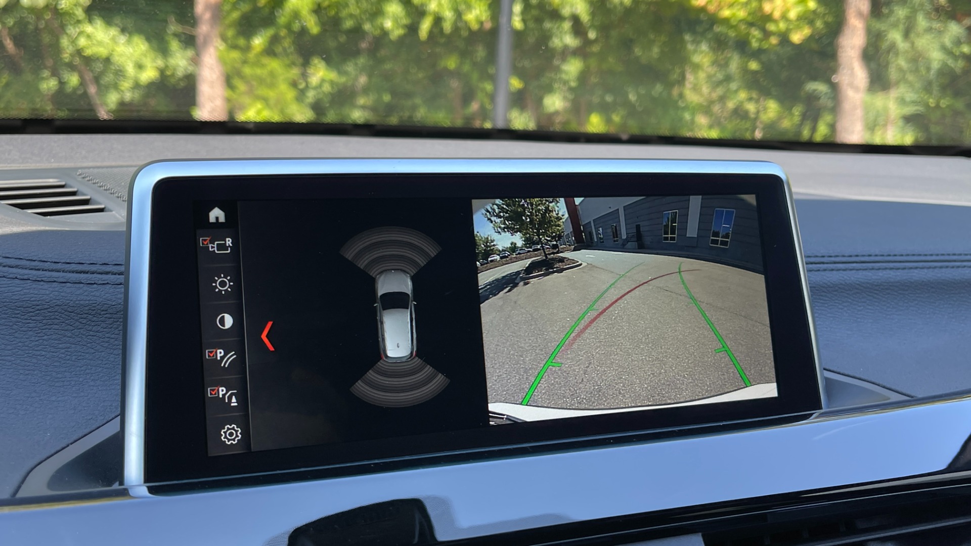 Used 2020 BMW X1 sDrive28i / NAVIGATION / BACKUP CAMERA / HEATED STEERING WHEEL for sale Sold at Formula Imports in Charlotte NC 28227 12