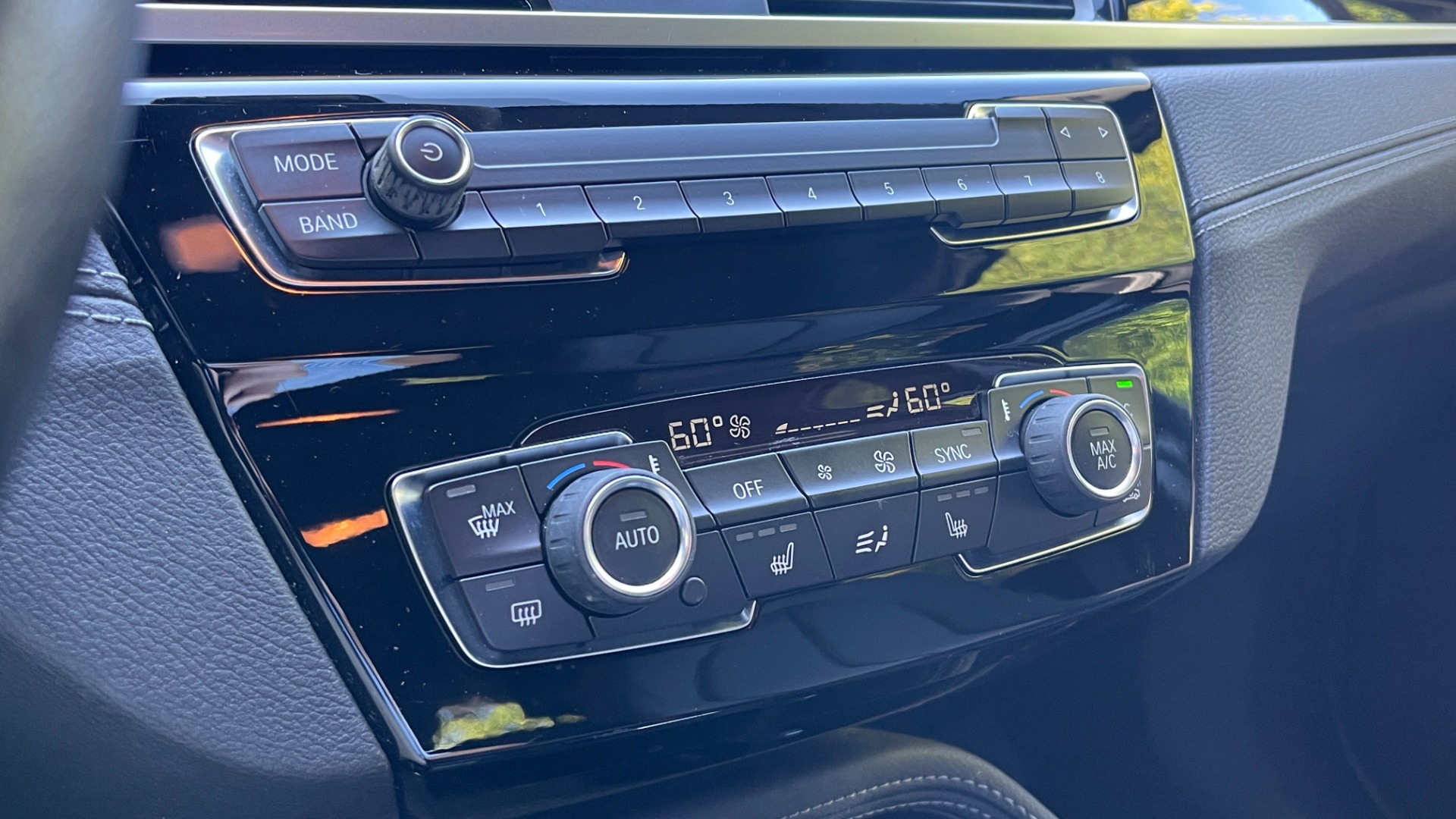 Used 2020 BMW X1 sDrive28i / NAVIGATION / BACKUP CAMERA / HEATED STEERING WHEEL for sale Sold at Formula Imports in Charlotte NC 28227 13