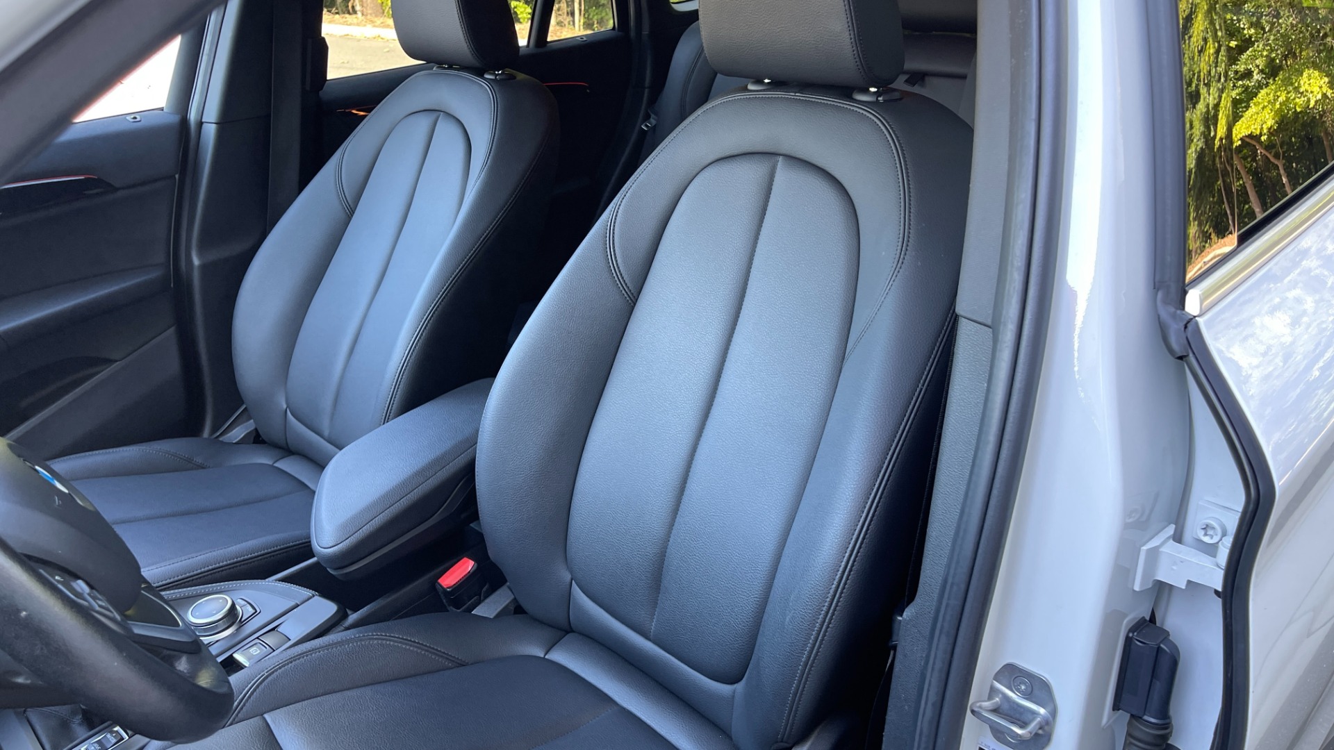 Used 2020 BMW X1 sDrive28i / NAVIGATION / BACKUP CAMERA / HEATED STEERING WHEEL for sale Sold at Formula Imports in Charlotte NC 28227 14