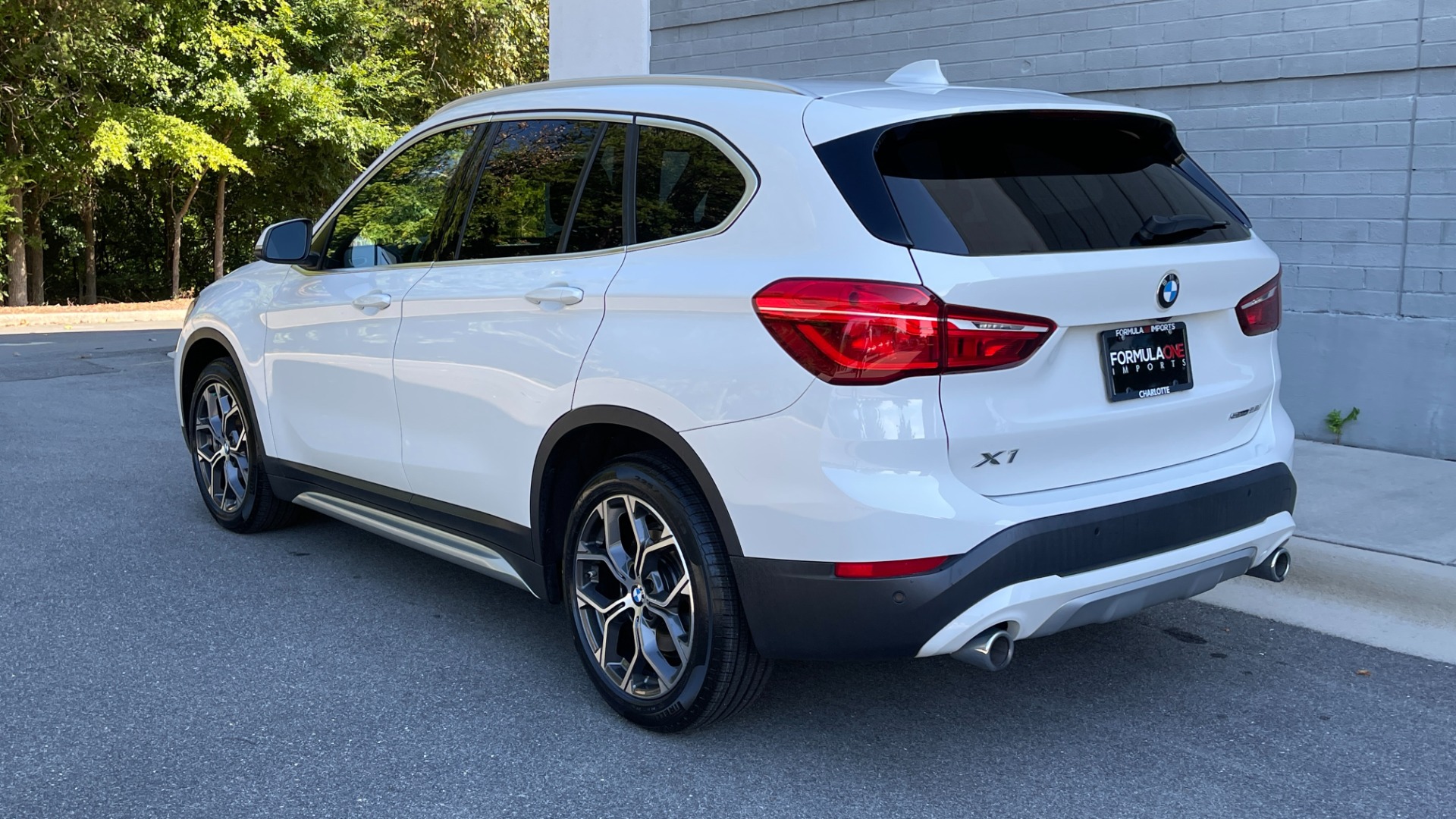 Used 2020 BMW X1 sDrive28i / NAVIGATION / BACKUP CAMERA / HEATED STEERING WHEEL for sale Sold at Formula Imports in Charlotte NC 28227 4