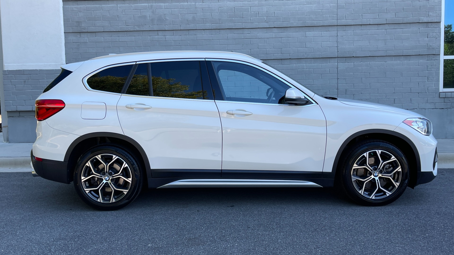 Used 2020 BMW X1 sDrive28i / NAVIGATION / BACKUP CAMERA / HEATED STEERING WHEEL for sale Sold at Formula Imports in Charlotte NC 28227 6