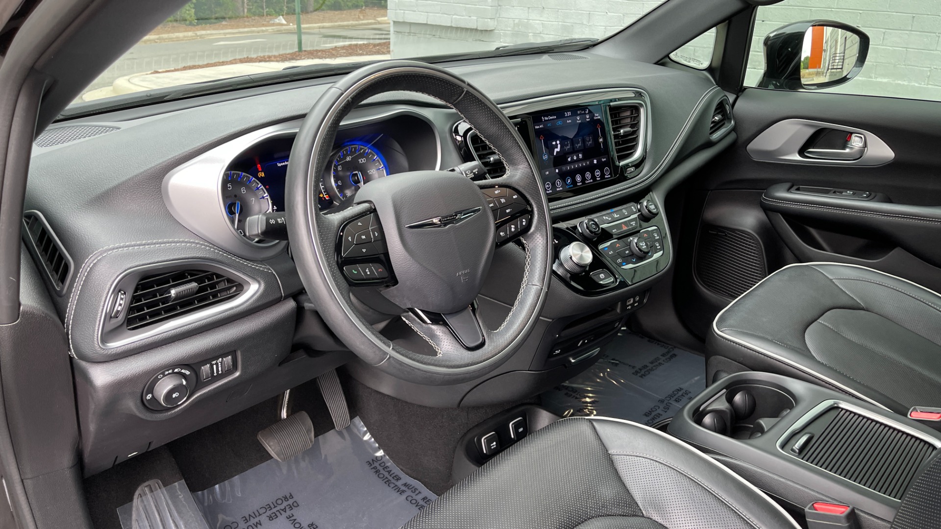 Used 2019 Chrysler Pacifica LIMITED / DVD PLAYER / S APPEARANCE