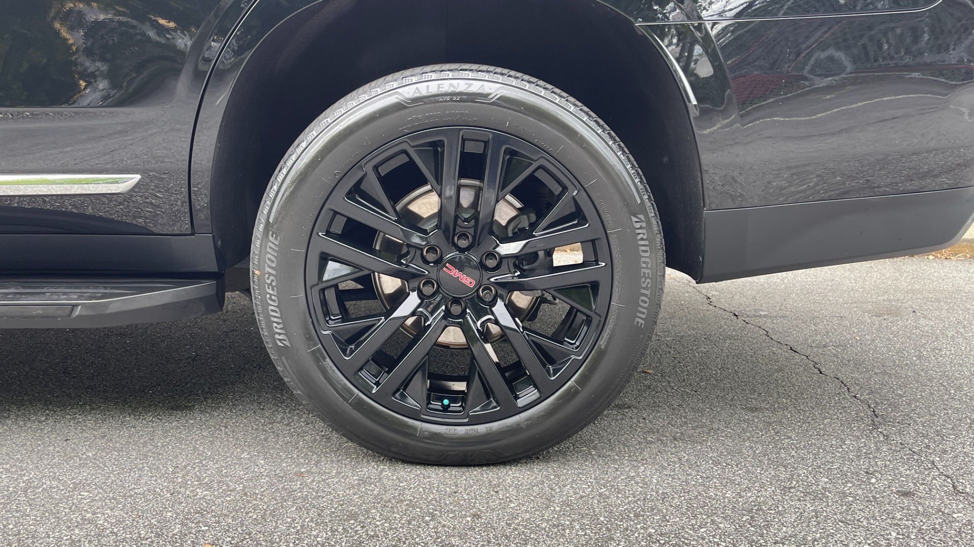 Used 2021 GMC Yukon SLT / REAR ENTERTAINMENT / 22IN WHEELS / LUXURY PLUS PACKAGE / 4WD for sale Sold at Formula Imports in Charlotte NC 28227 55
