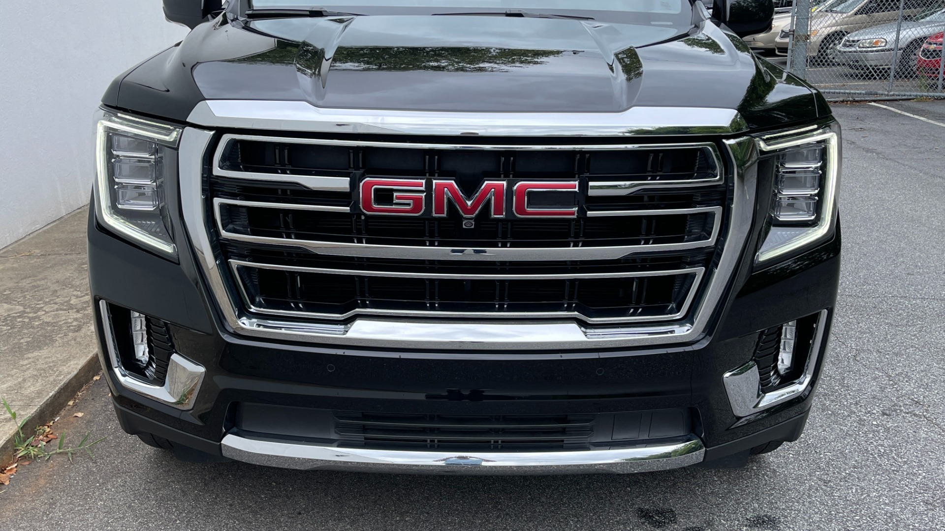 Used 2021 GMC Yukon SLT / REAR ENTERTAINMENT / 22IN WHEELS / LUXURY PLUS PACKAGE / 4WD for sale Sold at Formula Imports in Charlotte NC 28227 7