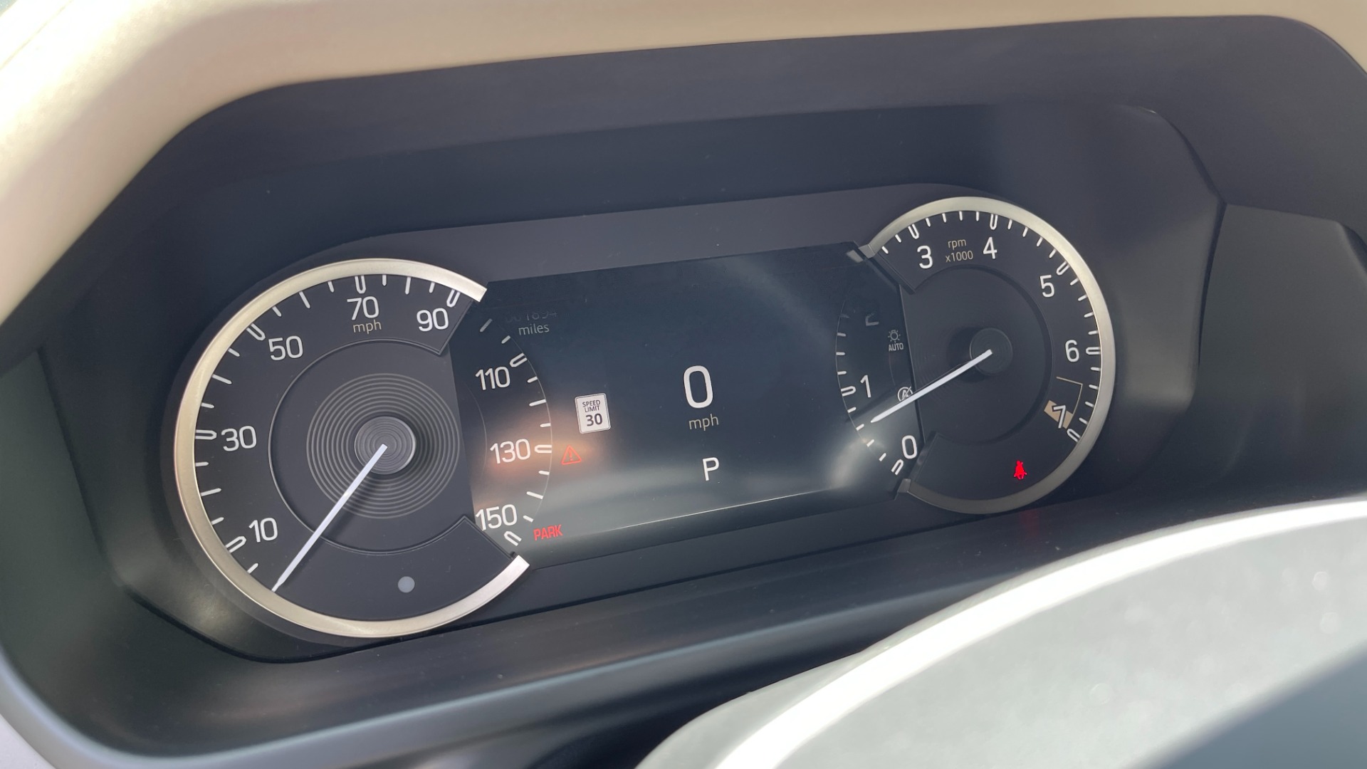 Used 2023 Land Rover Defender X-Dynamic SE / AIR SUSPENSION / COLD CLIMATE PACK / PANORAMIC ROOF for sale $99,995 at Formula Imports in Charlotte NC 28227 15
