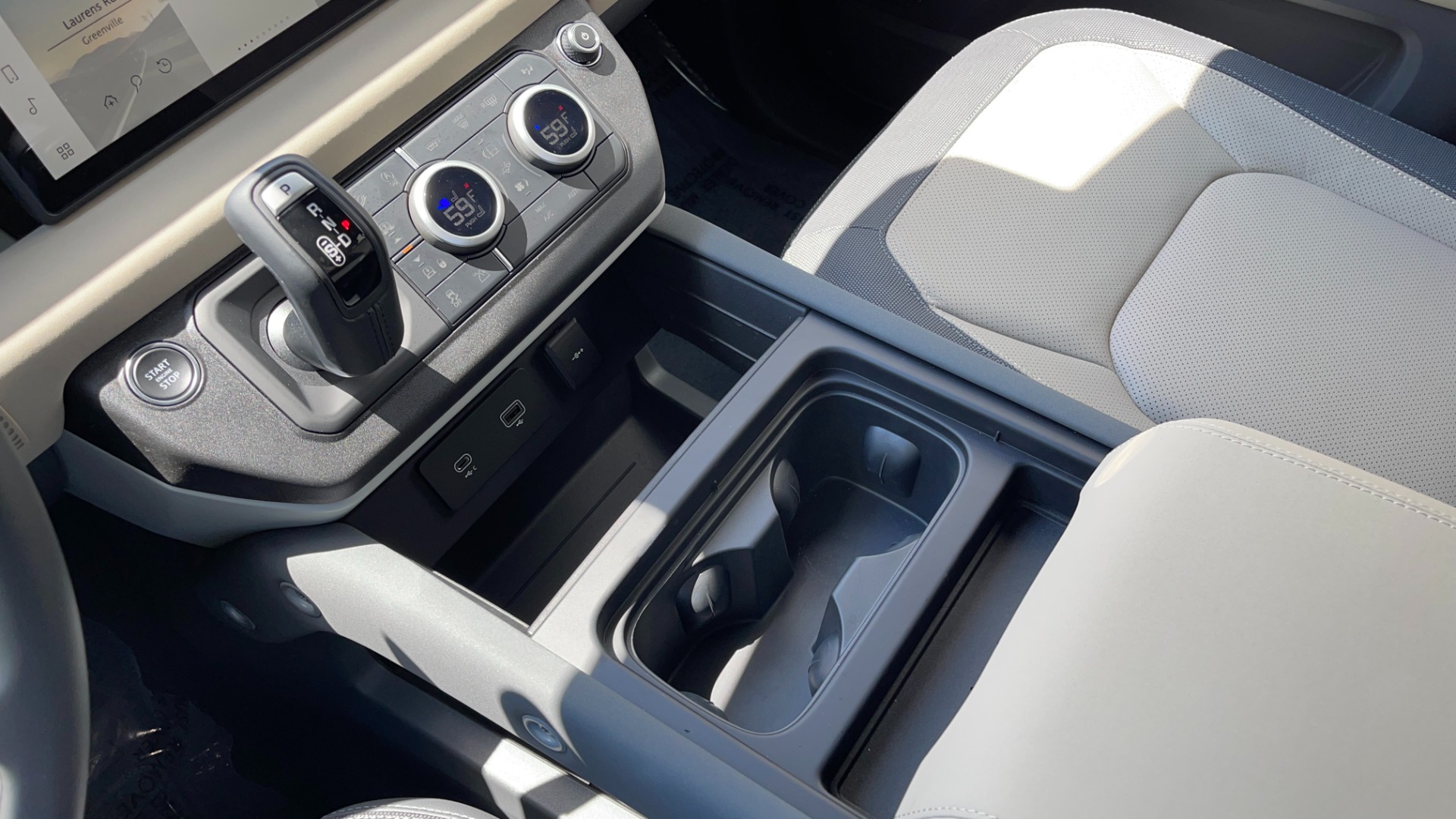 Used 2023 Land Rover Defender X-Dynamic SE / AIR SUSPENSION / COLD CLIMATE PACK / PANORAMIC ROOF for sale Sold at Formula Imports in Charlotte NC 28227 19