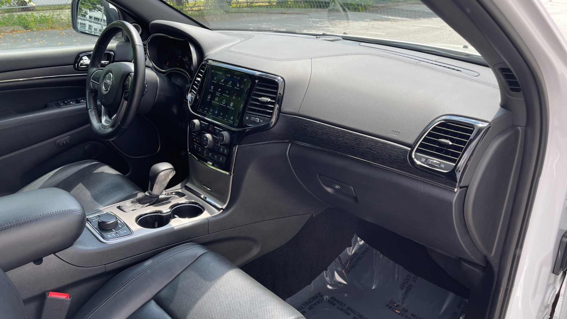 Used 2021 Jeep Grand Cherokee HIGH ALTITUDE / HEMI V8 / QUADRA II 4WD / AFE AIR INTAKE / 19 SPEAKER AUDIO for sale Sold at Formula Imports in Charlotte NC 28227 16