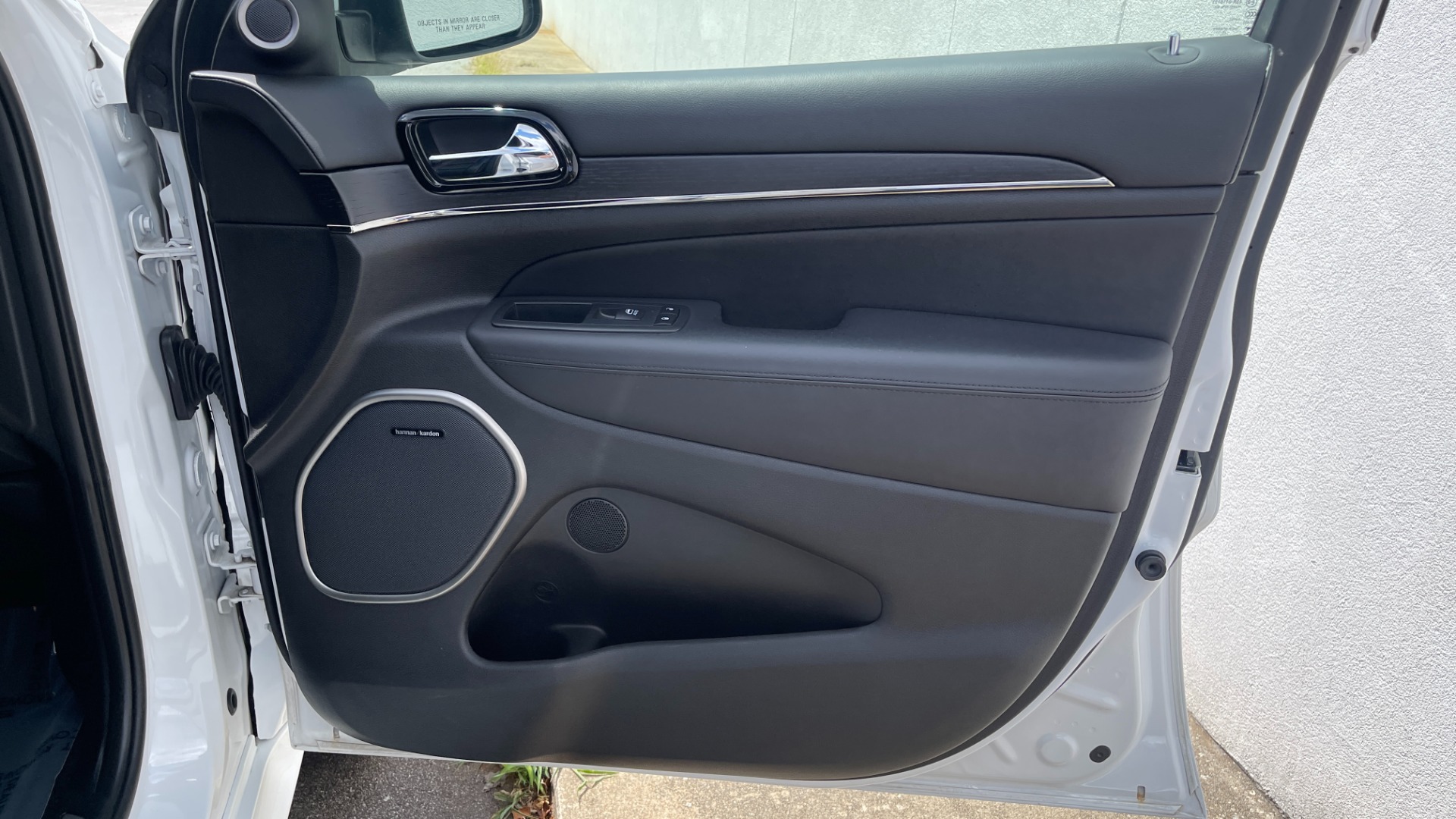 Used 2021 Jeep Grand Cherokee HIGH ALTITUDE / HEMI V8 / QUADRA II 4WD / AFE AIR INTAKE / 19 SPEAKER AUDIO for sale Sold at Formula Imports in Charlotte NC 28227 21