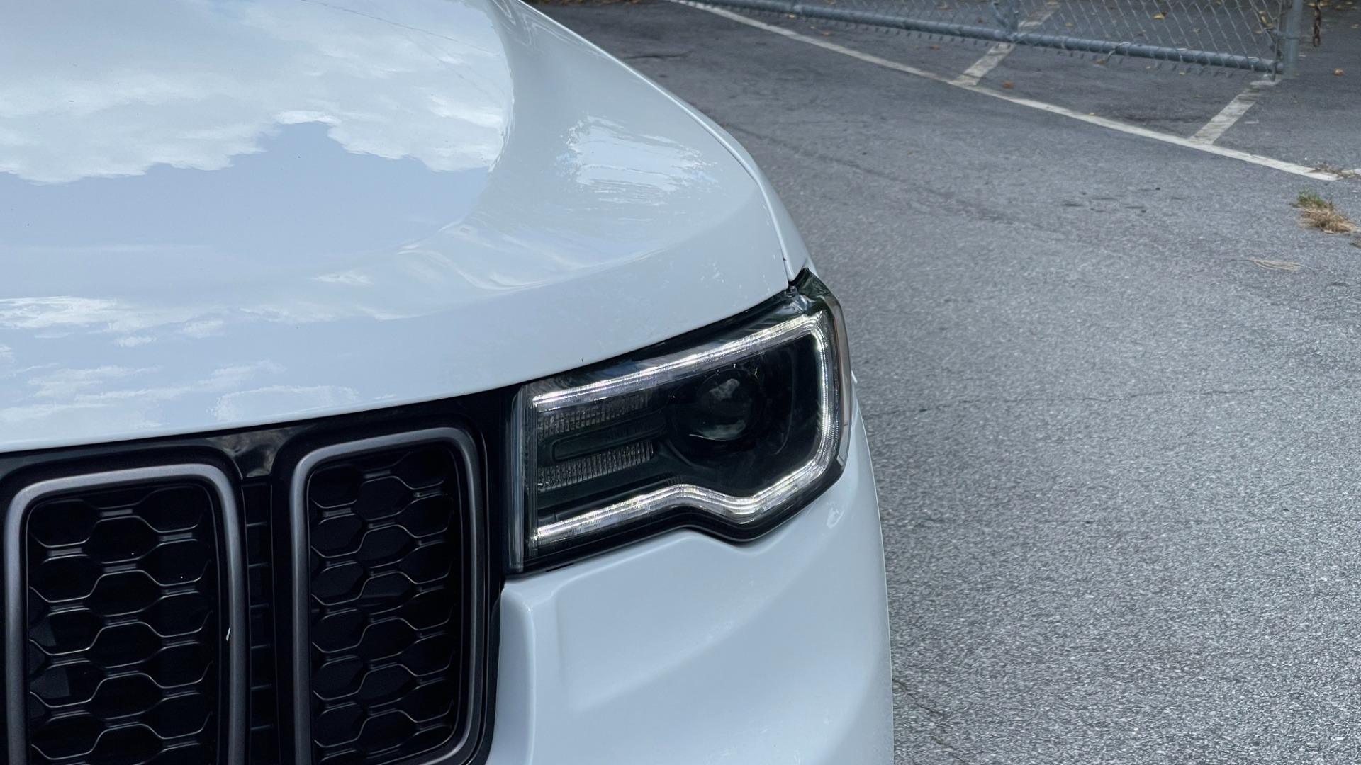 Used 2021 Jeep Grand Cherokee HIGH ALTITUDE / HEMI V8 / QUADRA II 4WD / AFE AIR INTAKE / 19 SPEAKER AUDIO for sale Sold at Formula Imports in Charlotte NC 28227 25