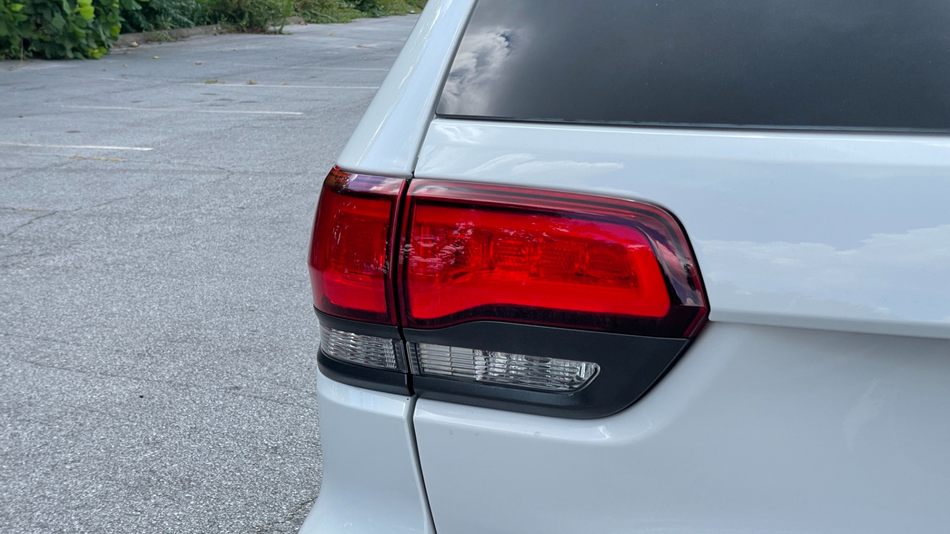 Used 2021 Jeep Grand Cherokee HIGH ALTITUDE / HEMI V8 / QUADRA II 4WD / AFE AIR INTAKE / 19 SPEAKER AUDIO for sale Sold at Formula Imports in Charlotte NC 28227 26