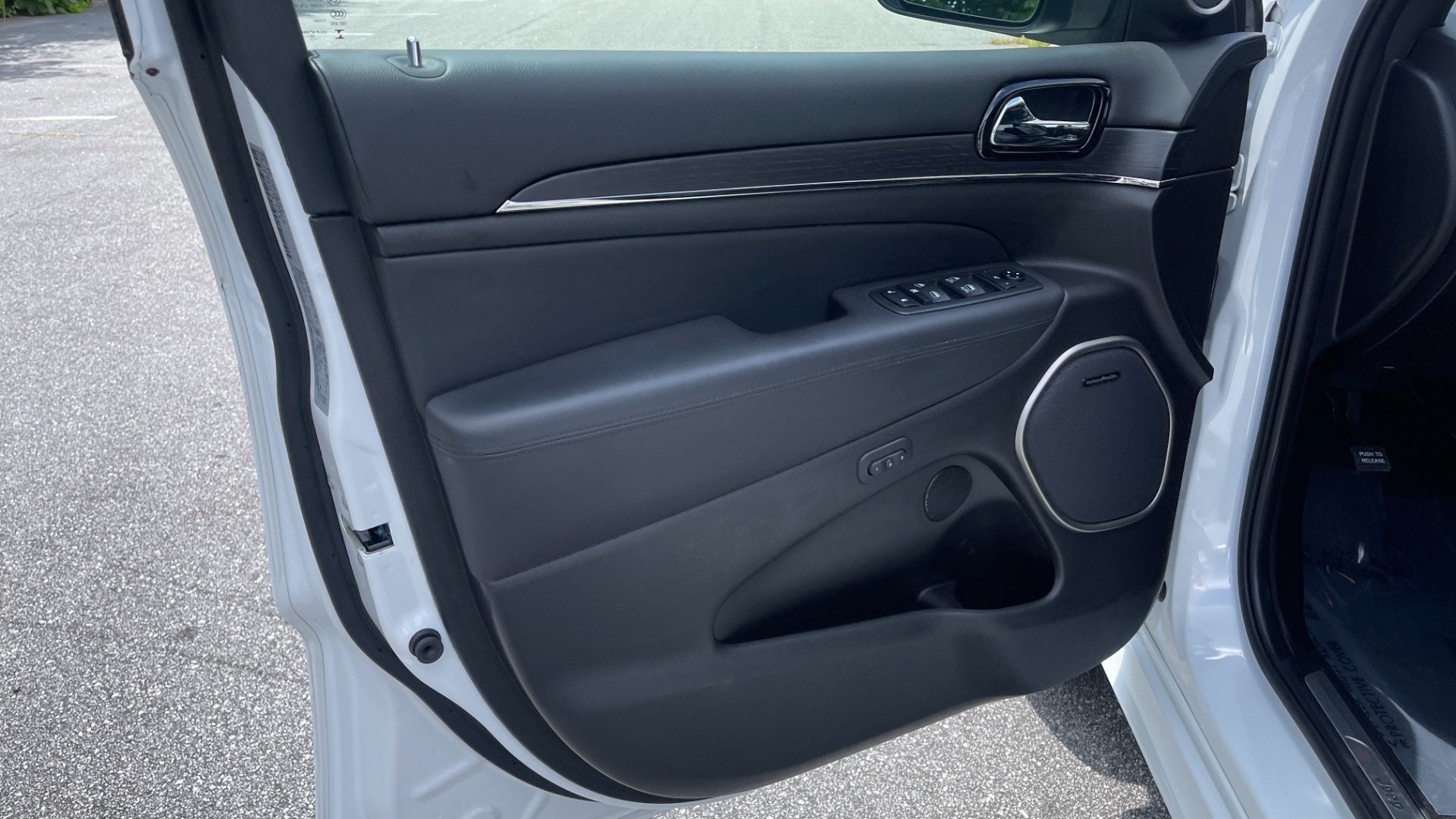 Used 2021 Jeep Grand Cherokee HIGH ALTITUDE / HEMI V8 / QUADRA II 4WD / AFE AIR INTAKE / 19 SPEAKER AUDIO for sale Sold at Formula Imports in Charlotte NC 28227 29