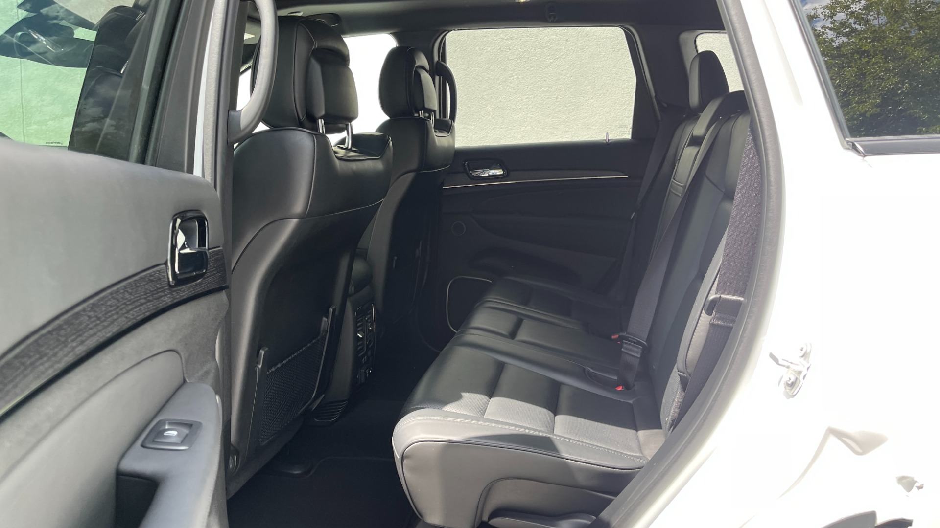 Used 2021 Jeep Grand Cherokee HIGH ALTITUDE / HEMI V8 / QUADRA II 4WD / AFE AIR INTAKE / 19 SPEAKER AUDIO for sale Sold at Formula Imports in Charlotte NC 28227 38