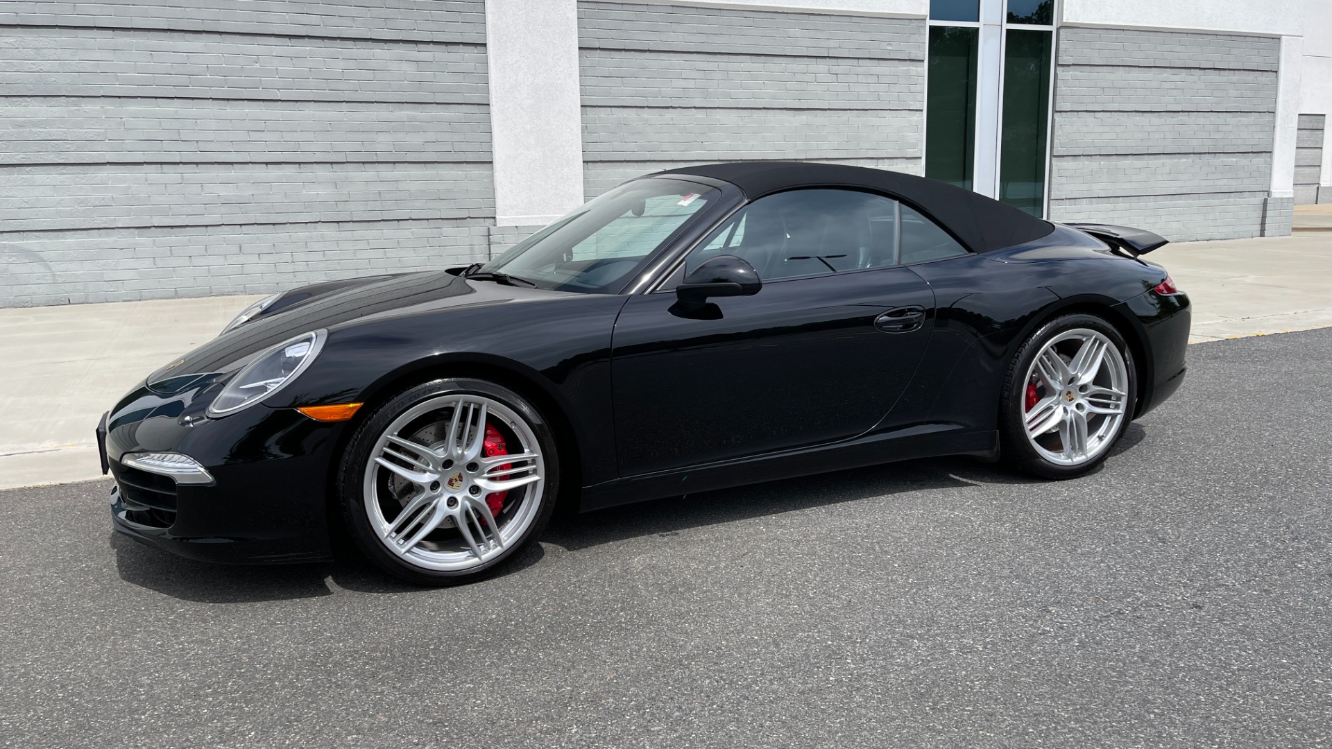 Used 2012 Porsche 911 991 Carrera S / CABRIOLET / PDK TRANSMISSION / SPORT CHRONO / PREMIUM for sale Sold at Formula Imports in Charlotte NC 28227 4
