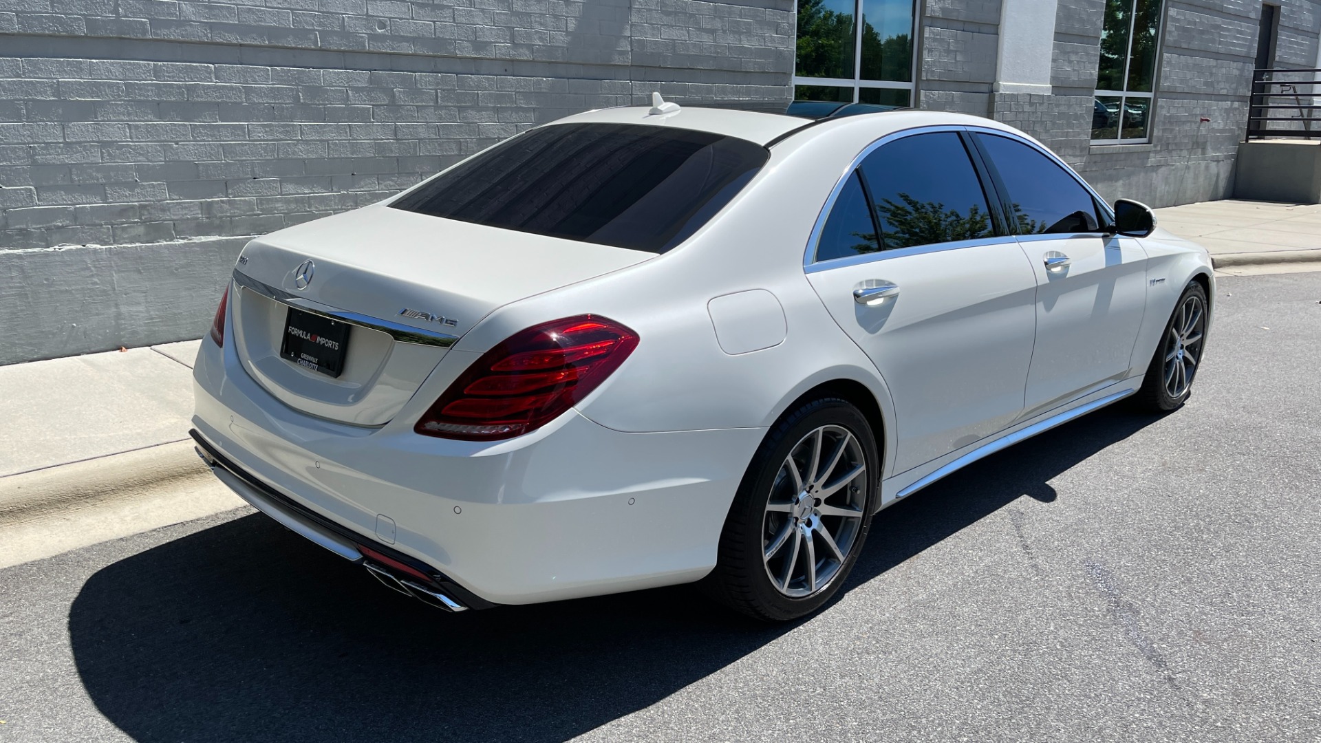 Used 2016 Mercedes-Benz S-Class AMG S63 / EXCLUSIVE TRIM / BURMESTER 3D HIGH END SOUND / DRIVER ASSISTANCE for sale Sold at Formula Imports in Charlotte NC 28227 2