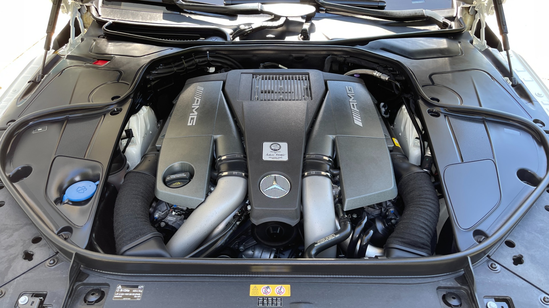 Used 2016 Mercedes-Benz S-Class AMG S63 / EXCLUSIVE TRIM / BURMESTER 3D HIGH END SOUND / DRIVER ASSISTANCE for sale Sold at Formula Imports in Charlotte NC 28227 45