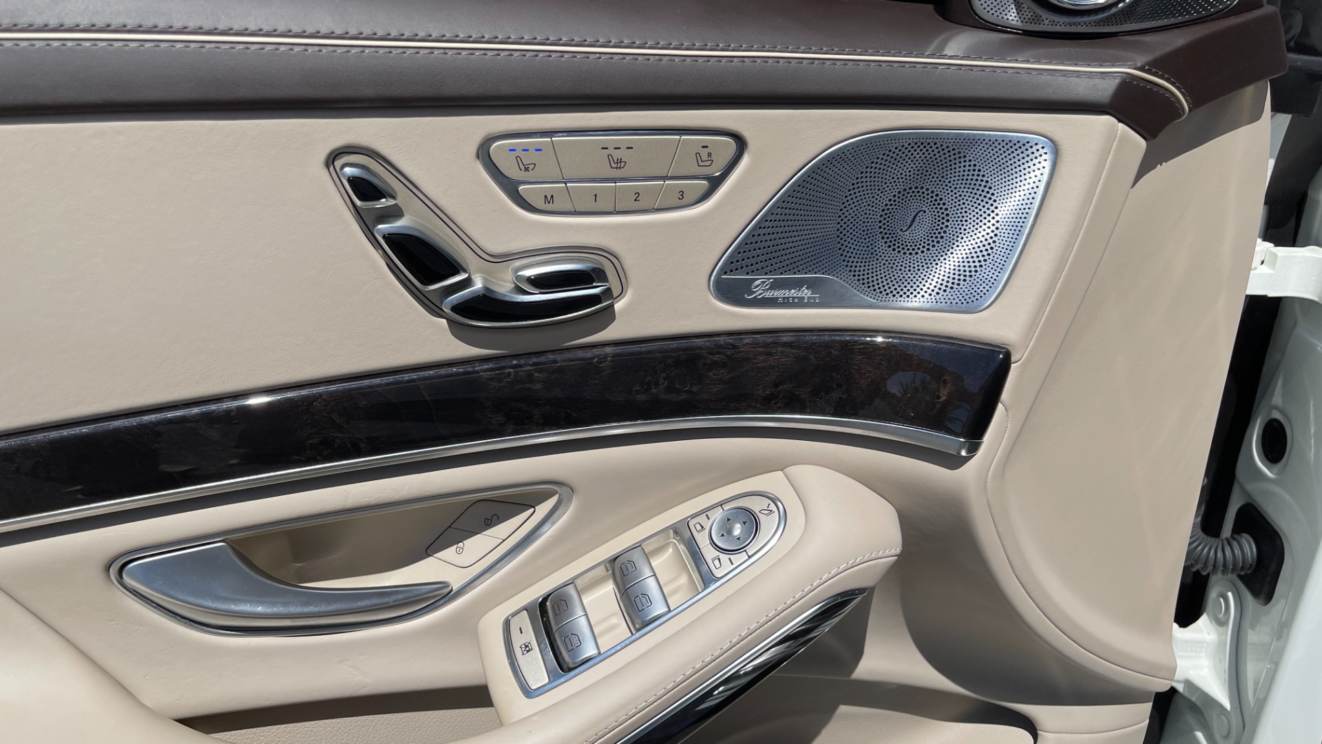 Used 2016 Mercedes-Benz S-Class AMG S63 / EXCLUSIVE TRIM / BURMESTER 3D HIGH END SOUND / DRIVER ASSISTANCE for sale Sold at Formula Imports in Charlotte NC 28227 50