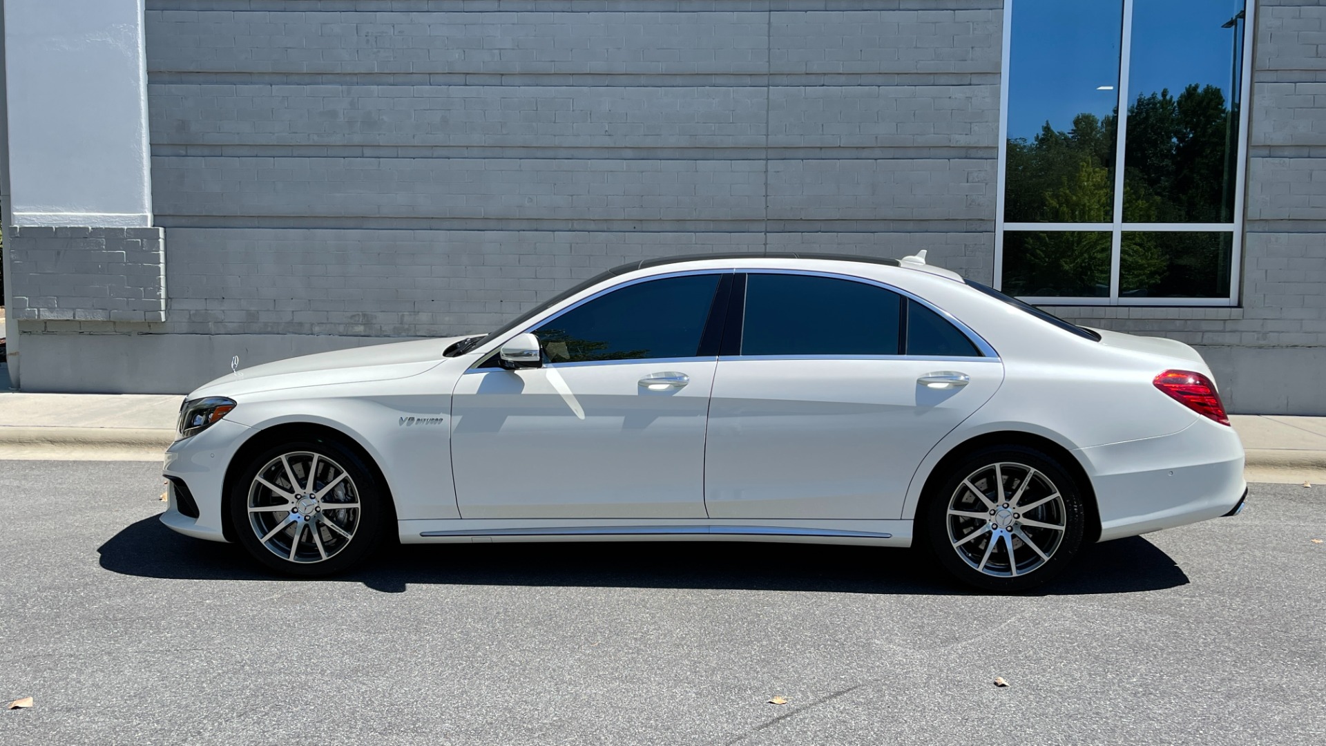 Used 2016 Mercedes-Benz S-Class AMG S63 / EXCLUSIVE TRIM / BURMESTER 3D HIGH END SOUND / DRIVER ASSISTANCE  for sale $68,995 at Formula Imports in Charlotte NC 28227 6