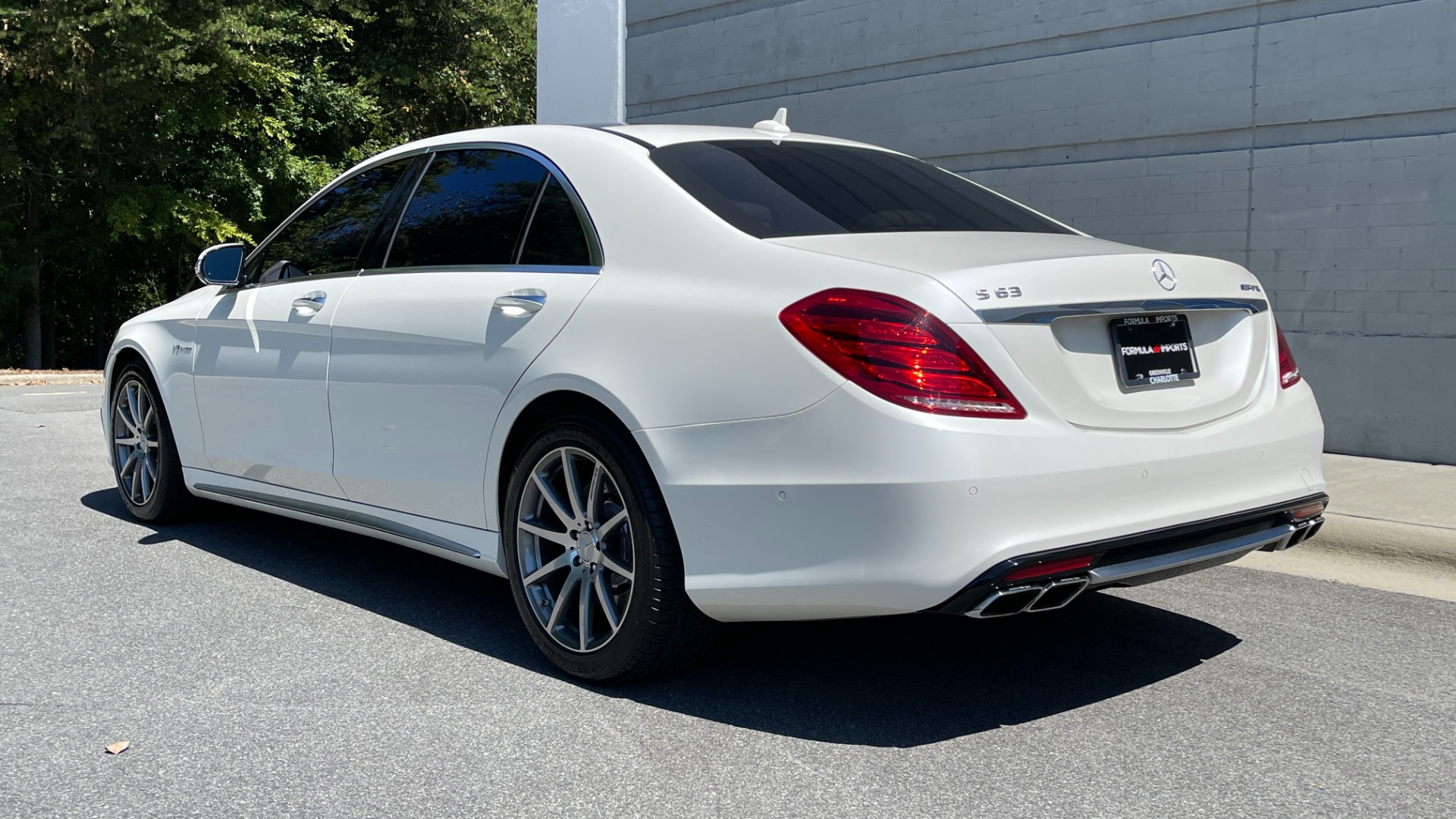 Used 2016 Mercedes-Benz S-Class AMG S63 / EXCLUSIVE TRIM / BURMESTER 3D HIGH END SOUND / DRIVER ASSISTANCE for sale Sold at Formula Imports in Charlotte NC 28227 7