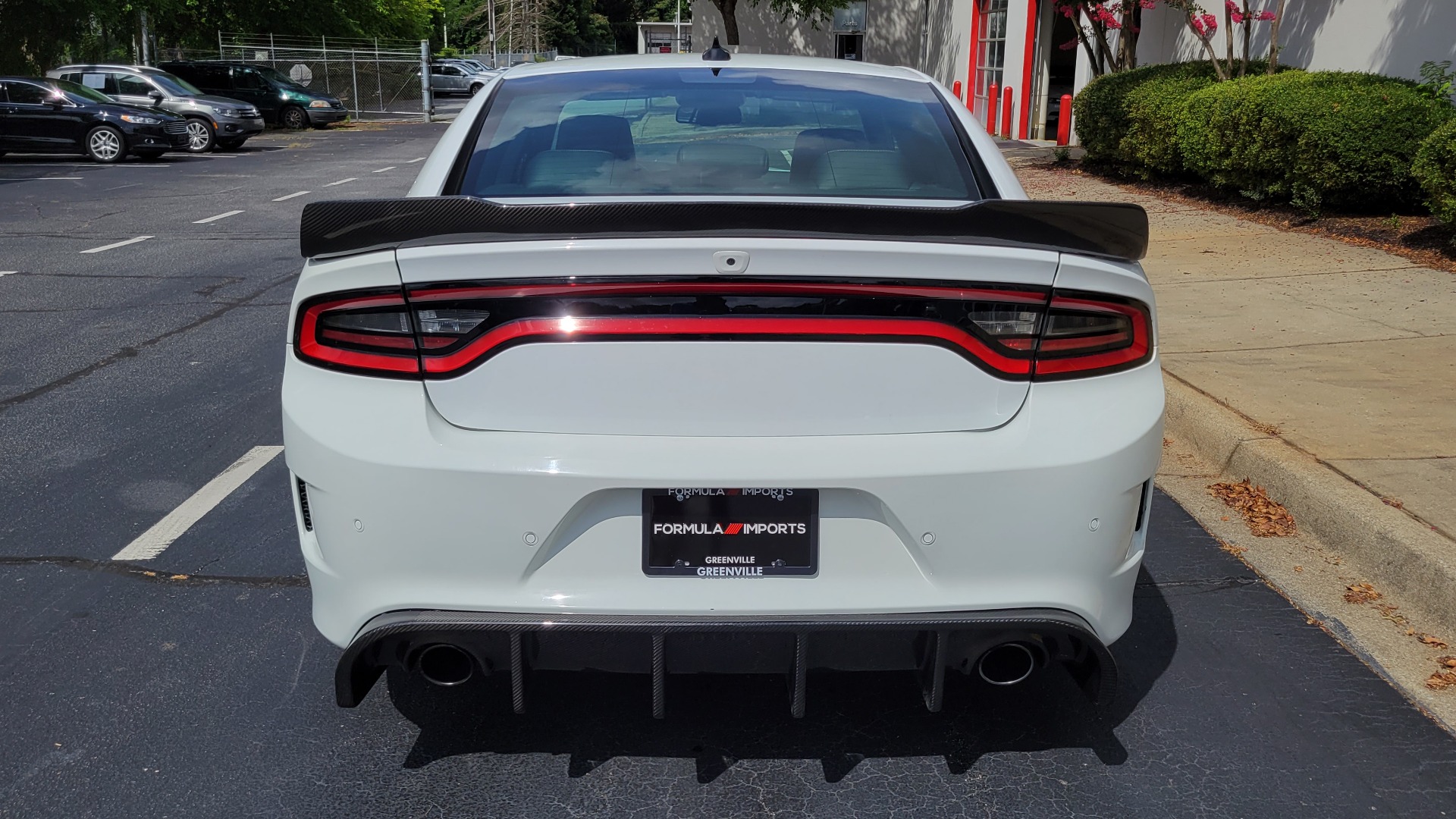 Used 2016 Dodge Charger SRT Hellcat for sale Sold at Formula Imports in Charlotte NC 28227 23