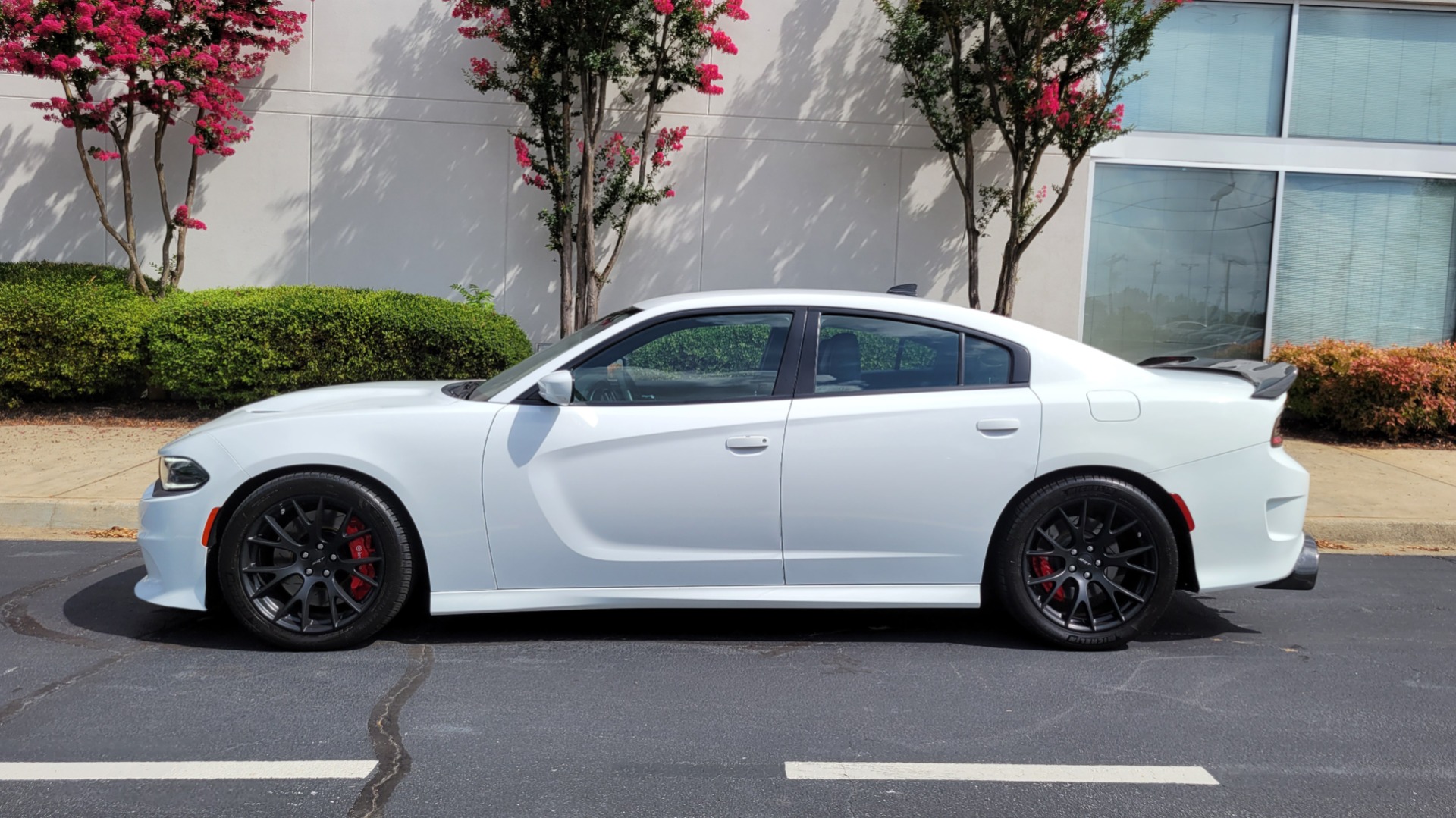 Used 2016 Dodge Charger SRT Hellcat for sale $59,995 at Formula Imports in Charlotte NC 28227 3