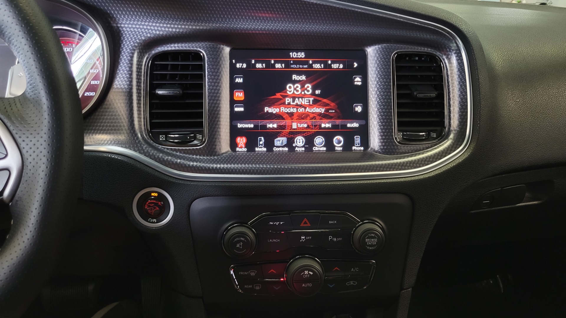 Used 2016 Dodge Charger SRT Hellcat for sale Sold at Formula Imports in Charlotte NC 28227 38