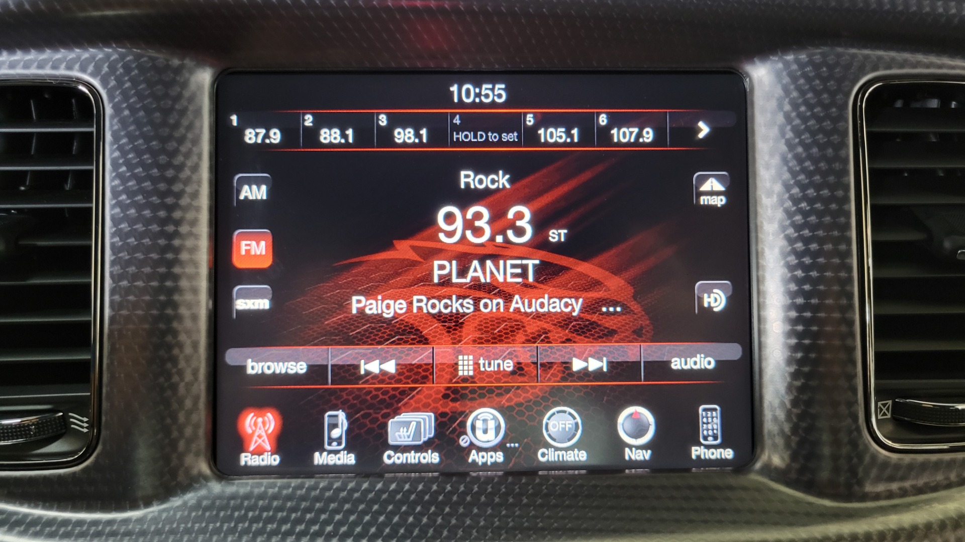 Used 2016 Dodge Charger SRT Hellcat for sale Sold at Formula Imports in Charlotte NC 28227 39