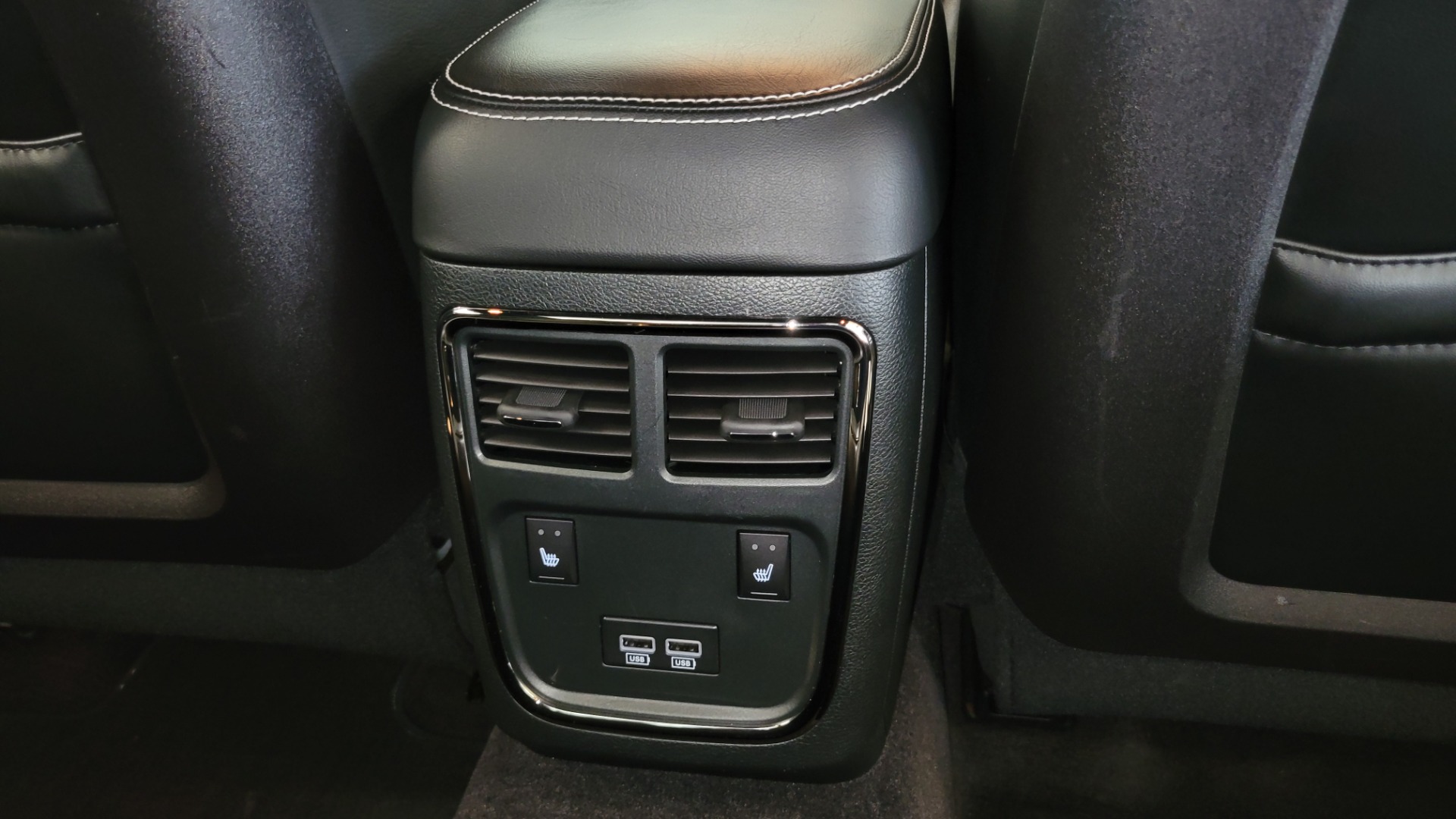 Used 2016 Dodge Charger SRT Hellcat for sale Sold at Formula Imports in Charlotte NC 28227 78