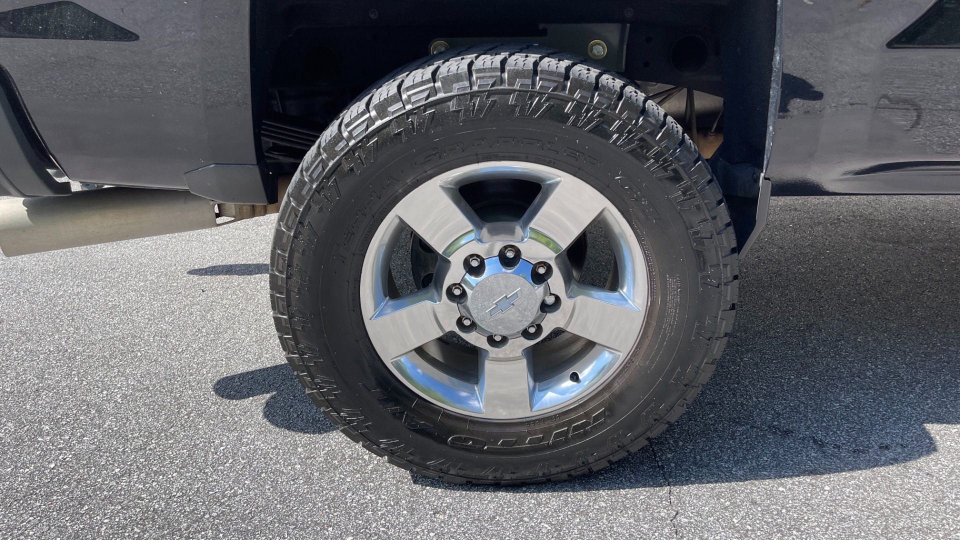 Used 2018 Chevrolet Silverado 2500HD LTZ / 4X4 / CREW CAB / COGNITO LIFT / FOX SHOCKS / LEATHER for sale Sold at Formula Imports in Charlotte NC 28227 55