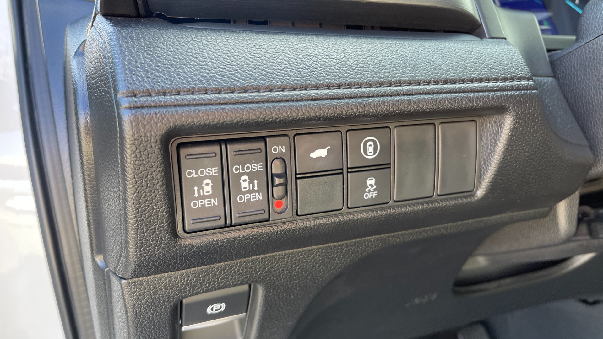 Used 2021 Honda Odyssey EX-L for sale Sold at Formula Imports in Charlotte NC 28227 47