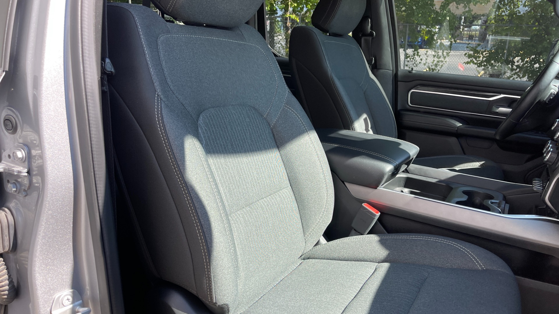 Used 2019 Ram 1500 Big Horn / 4X4 / DOUBLE CAB / 5.7L HEMI / LVL 2 EQUIPMENT / CLOTH for sale Sold at Formula Imports in Charlotte NC 28227 15