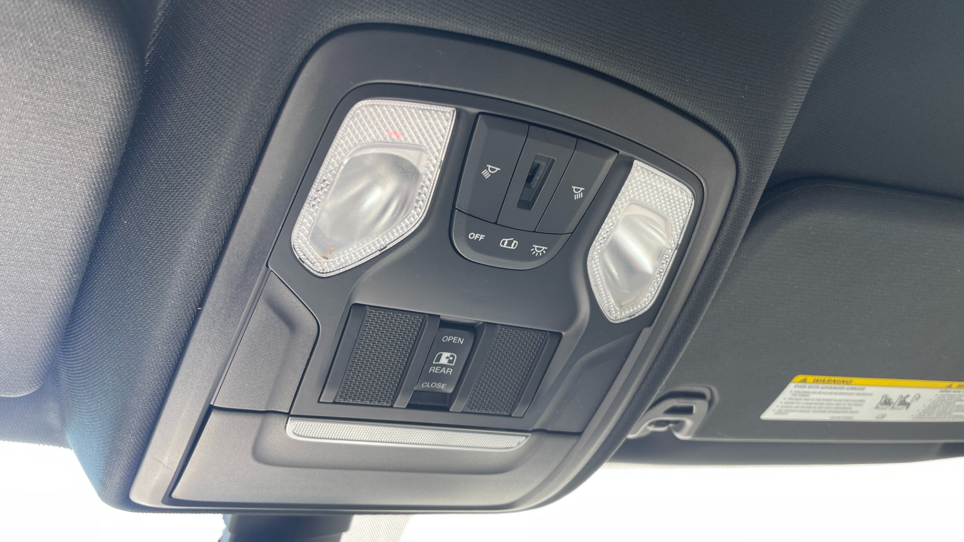 Used 2019 Ram 1500 Big Horn / 4X4 / DOUBLE CAB / 5.7L HEMI / LVL 2 EQUIPMENT / CLOTH for sale Sold at Formula Imports in Charlotte NC 28227 29