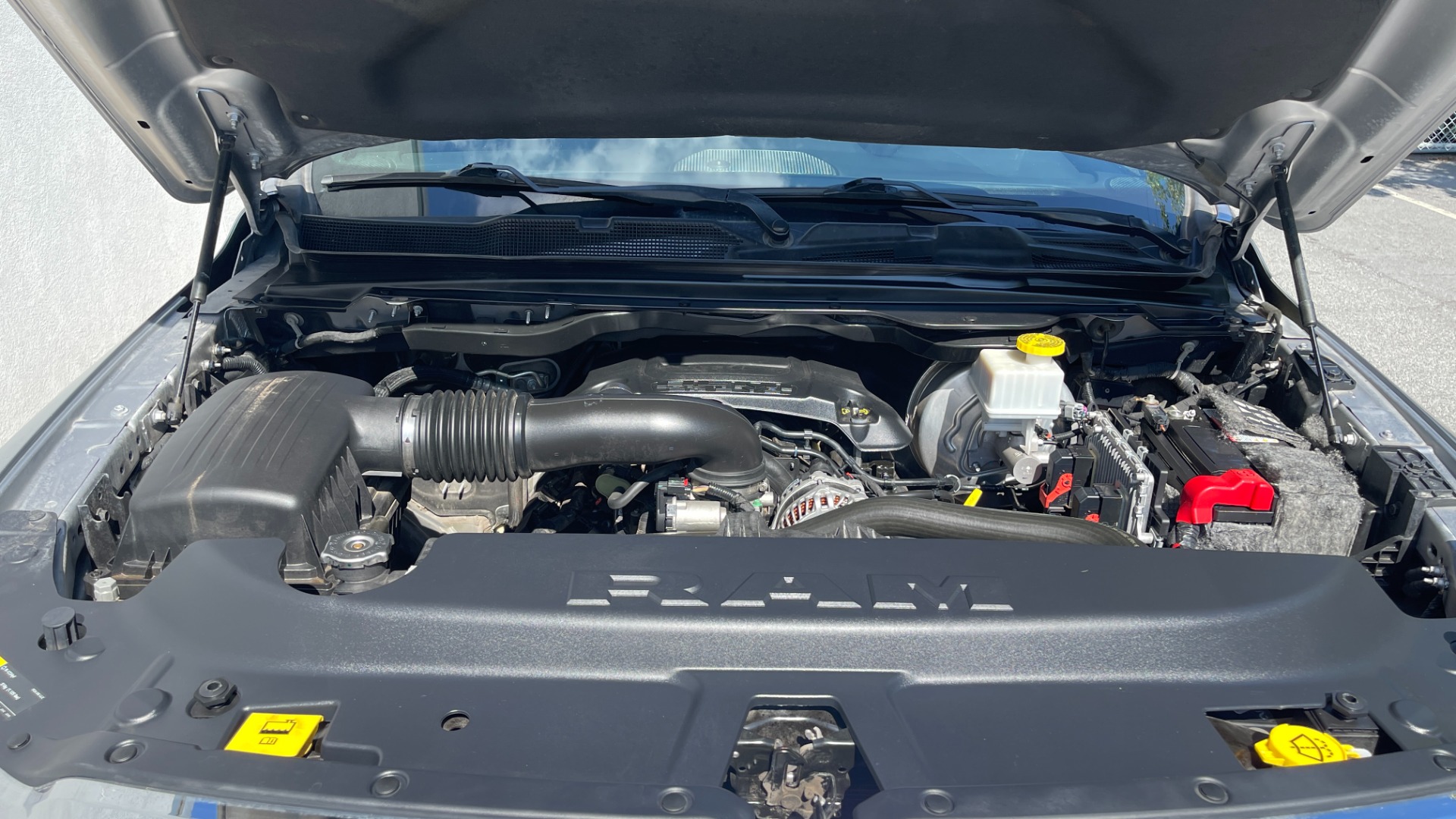 Used 2019 Ram 1500 Big Horn / 4X4 / DOUBLE CAB / 5.7L HEMI / LVL 2 EQUIPMENT / CLOTH for sale Sold at Formula Imports in Charlotte NC 28227 50