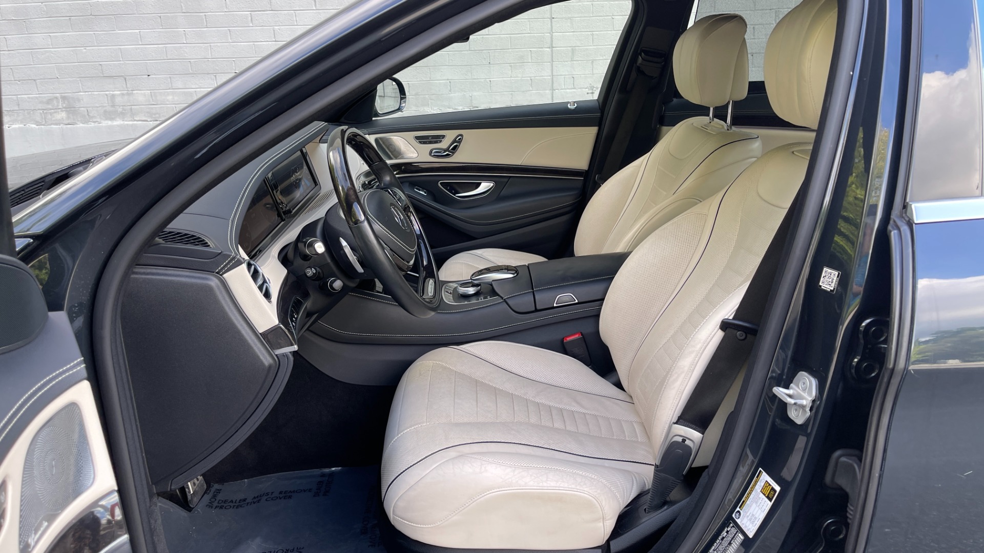 Used 2015 Mercedes-Benz S-Class S550 / REAR SEATING PACKAGE / PREMIUM / DRIVER ASSISTANCE for sale Sold at Formula Imports in Charlotte NC 28227 10