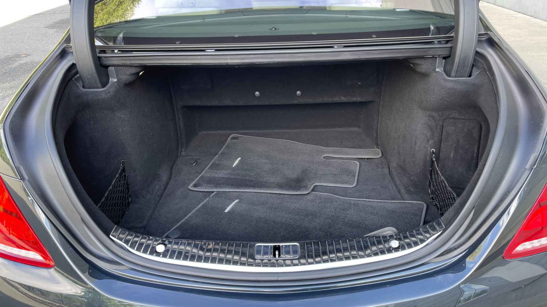 Used 2015 Mercedes-Benz S-Class S550 / REAR SEATING PACKAGE / PREMIUM / DRIVER ASSISTANCE for sale Sold at Formula Imports in Charlotte NC 28227 25