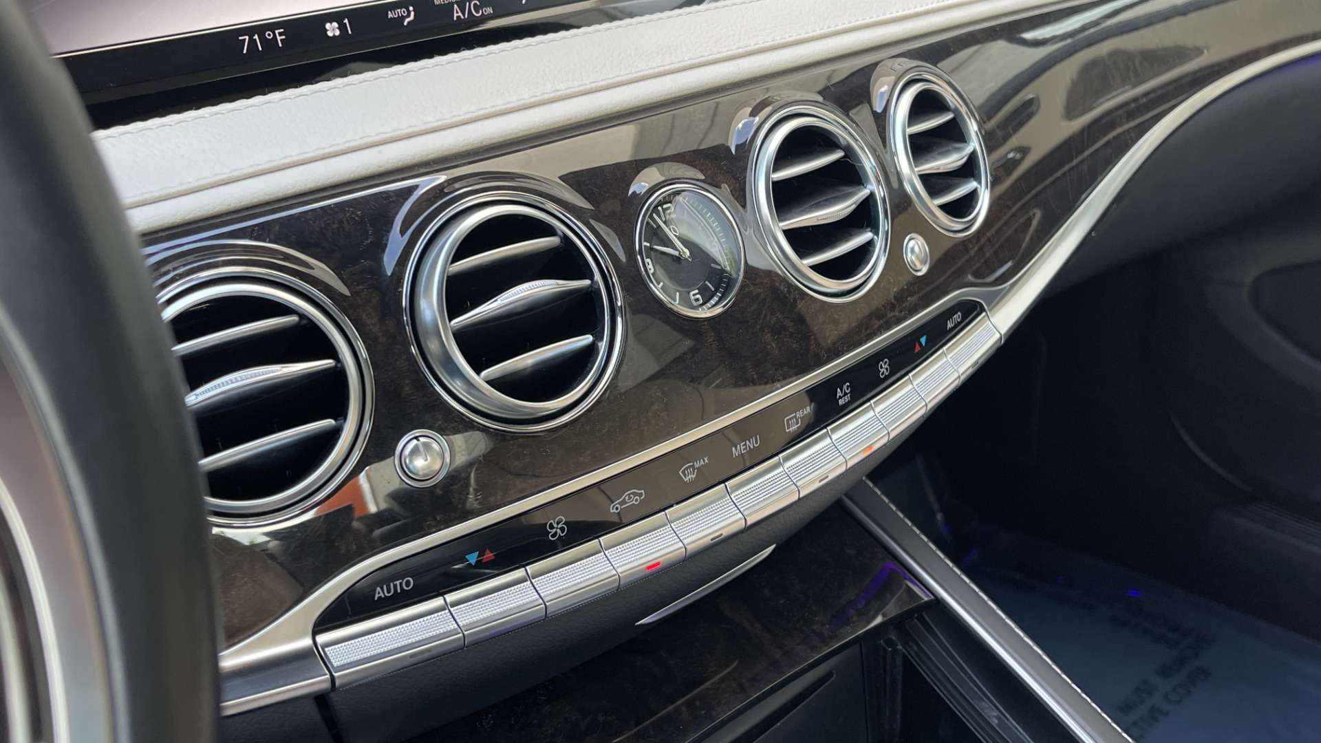 Used 2015 Mercedes-Benz S-Class S550 / REAR SEATING PACKAGE / PREMIUM / DRIVER ASSISTANCE for sale Sold at Formula Imports in Charlotte NC 28227 39