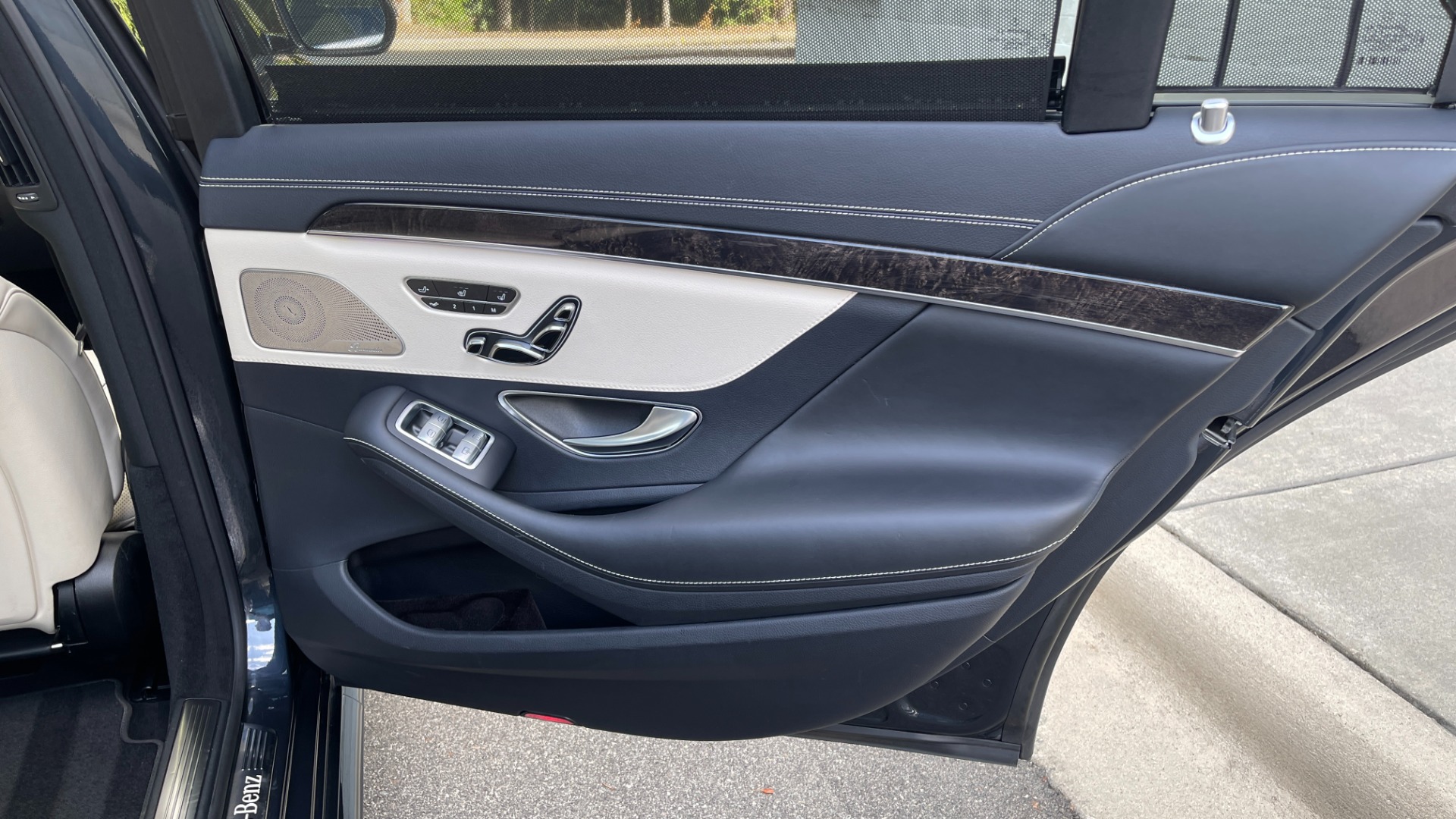 Used 2015 Mercedes-Benz S-Class S550 / REAR SEATING PACKAGE / PREMIUM / DRIVER ASSISTANCE for sale Sold at Formula Imports in Charlotte NC 28227 44