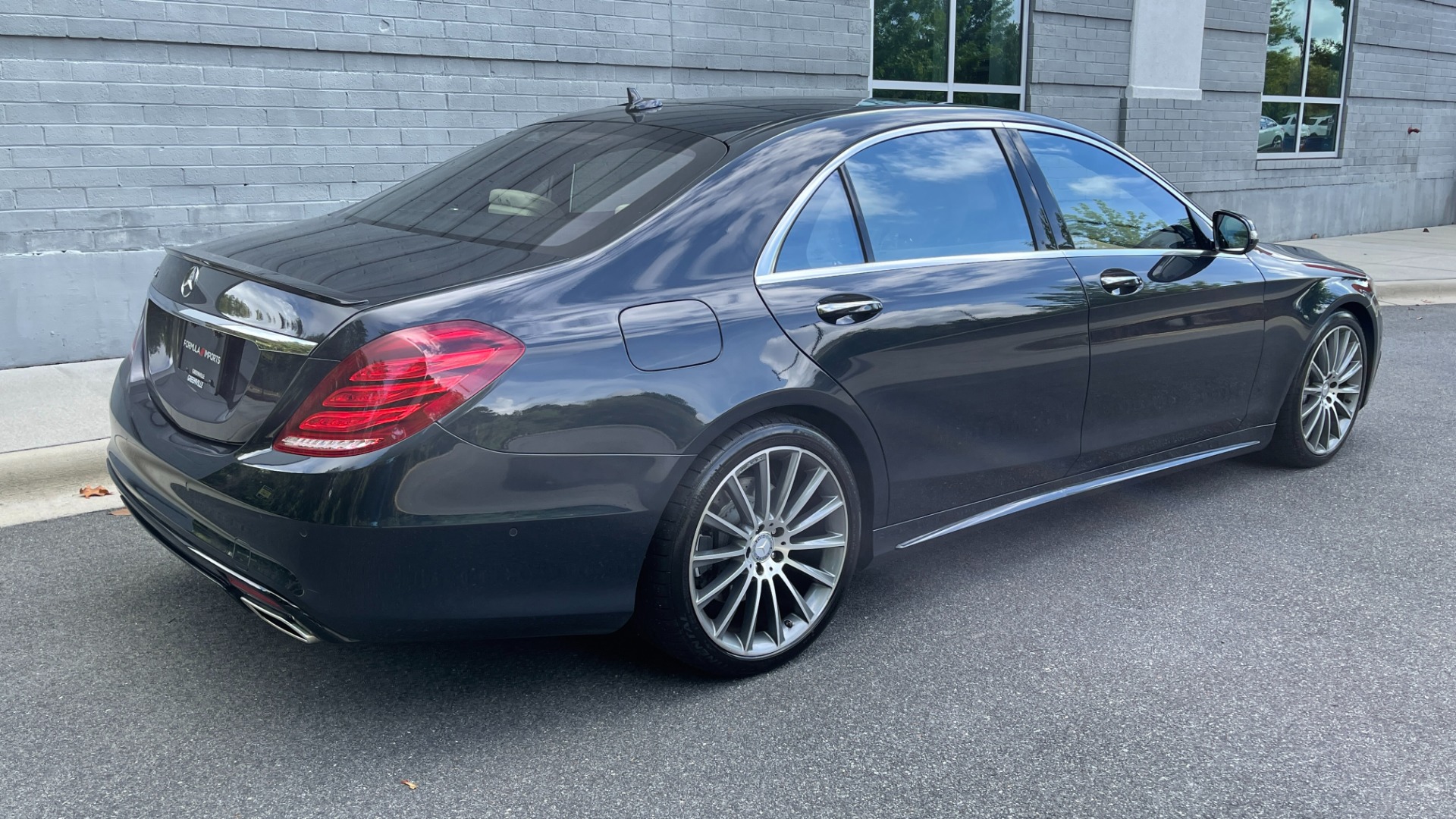 Used 2015 Mercedes-Benz S-Class S550 / REAR SEATING PACKAGE / PREMIUM / DRIVER ASSISTANCE for sale Sold at Formula Imports in Charlotte NC 28227 6