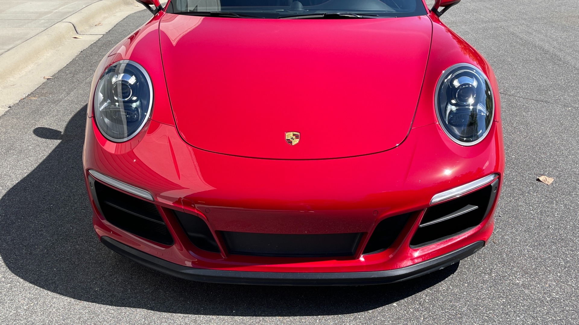 Used 2019 Porsche 911 Carrera GTS / TITANIUM EXHAUST / CARBON FIBER / TECHART SPRINGS / BBS WHEEL for sale $123,995 at Formula Imports in Charlotte NC 28227 19